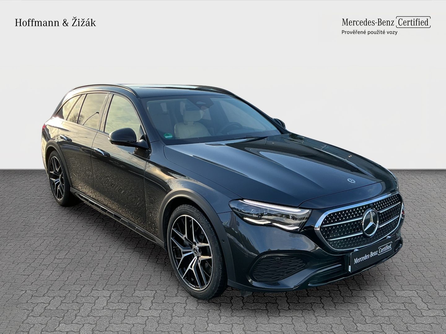Mercedes-Benz Třídy E, 220 d ALLTERRAIN 4MATIC - fotka 3
