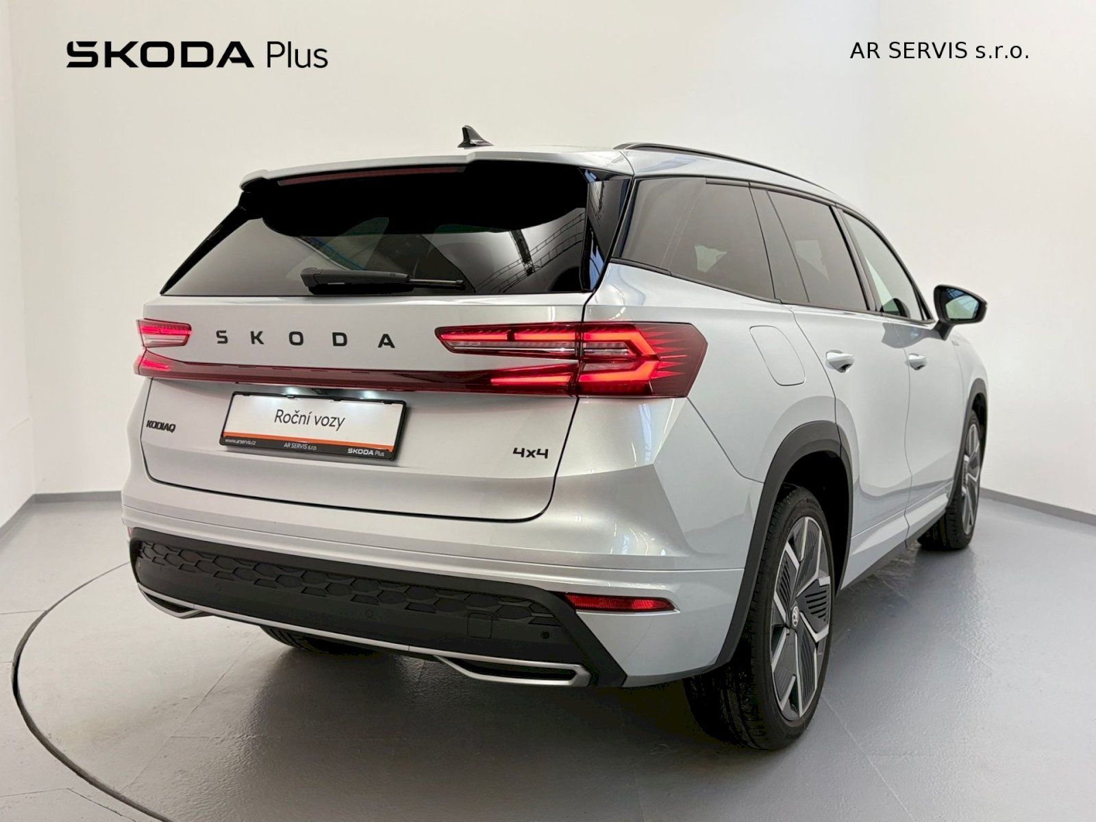 Škoda Kodiaq, Sportline 2.0TDI/142kW 4X4 7DS - fotka 2