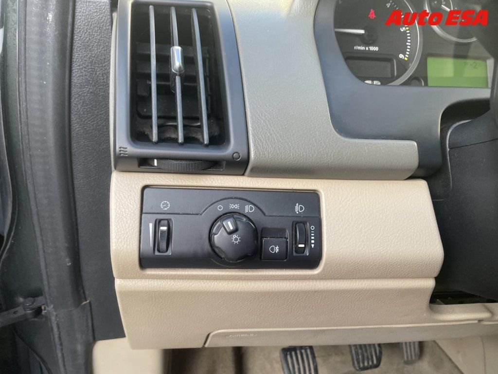 Land Rover Freelander, 2.2 TD4 4x4,AC,TZ - fotka 4