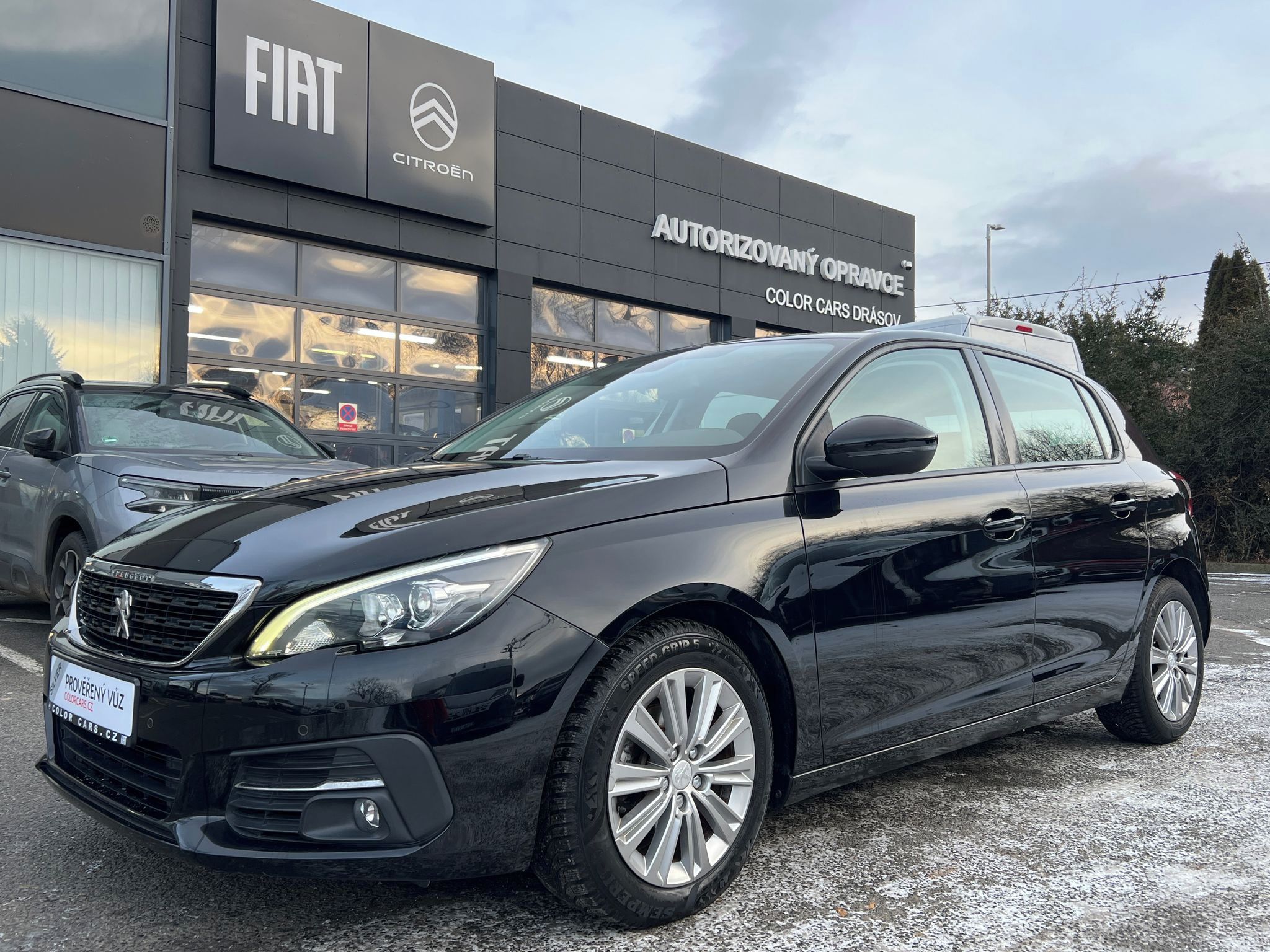 Peugeot 308, 1.2 110k SERVIS ZÁRUKA NAVI