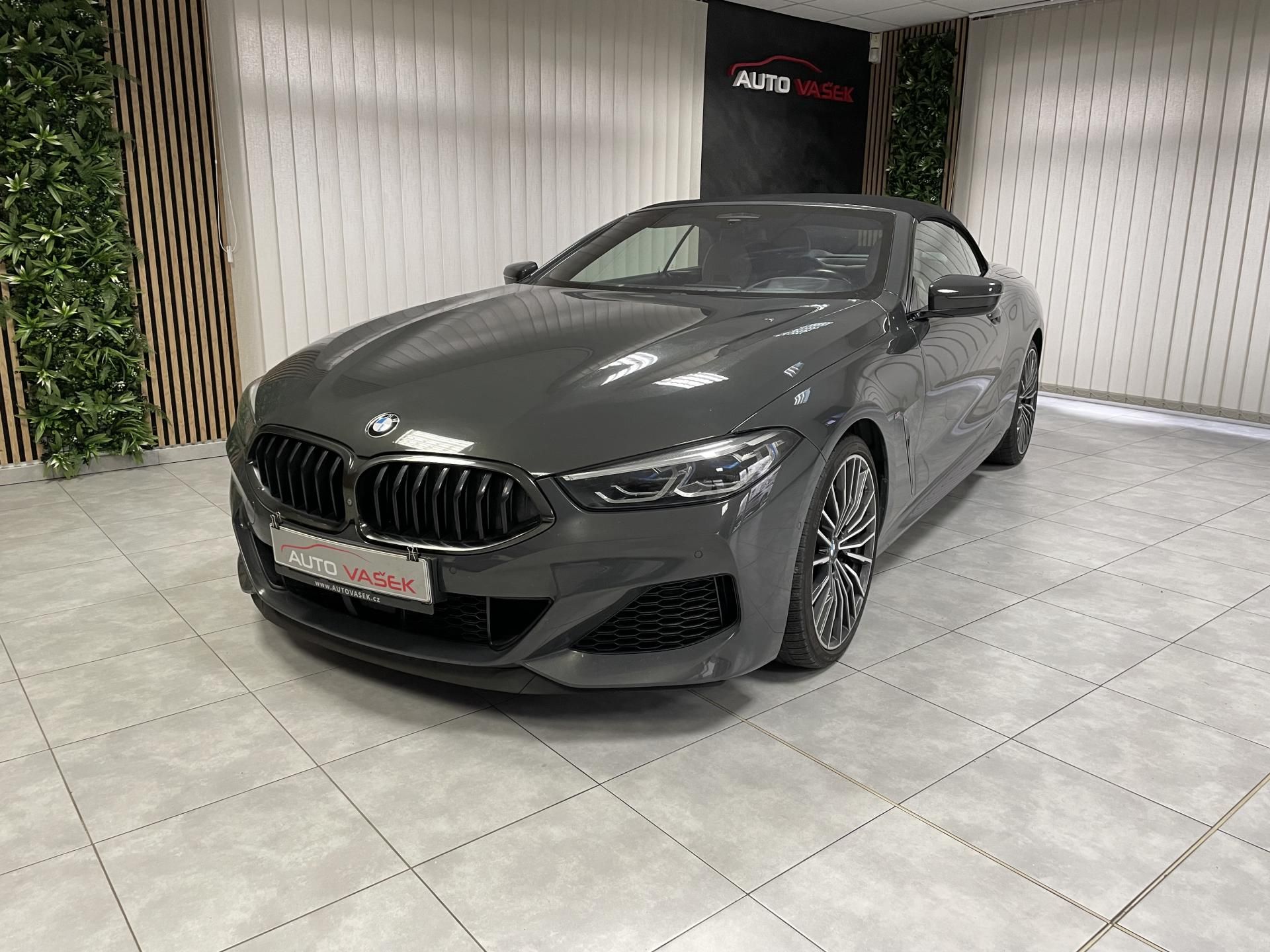 BMW Řada 8, M850i xDrive Laser REZERVACE - fotka 2