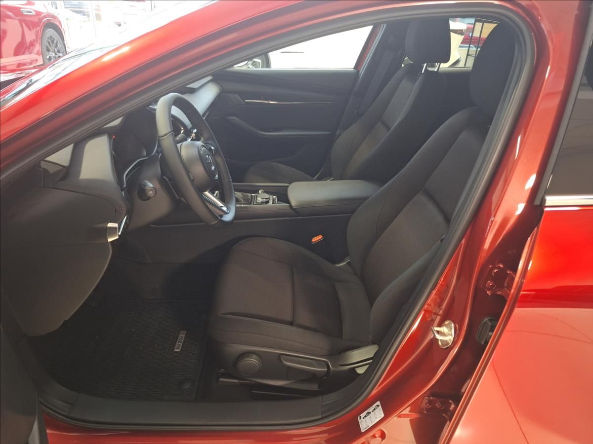 Mazda 3, 2.5 G 140ps 6AT FWD CENTRE-LIN - fotka 3