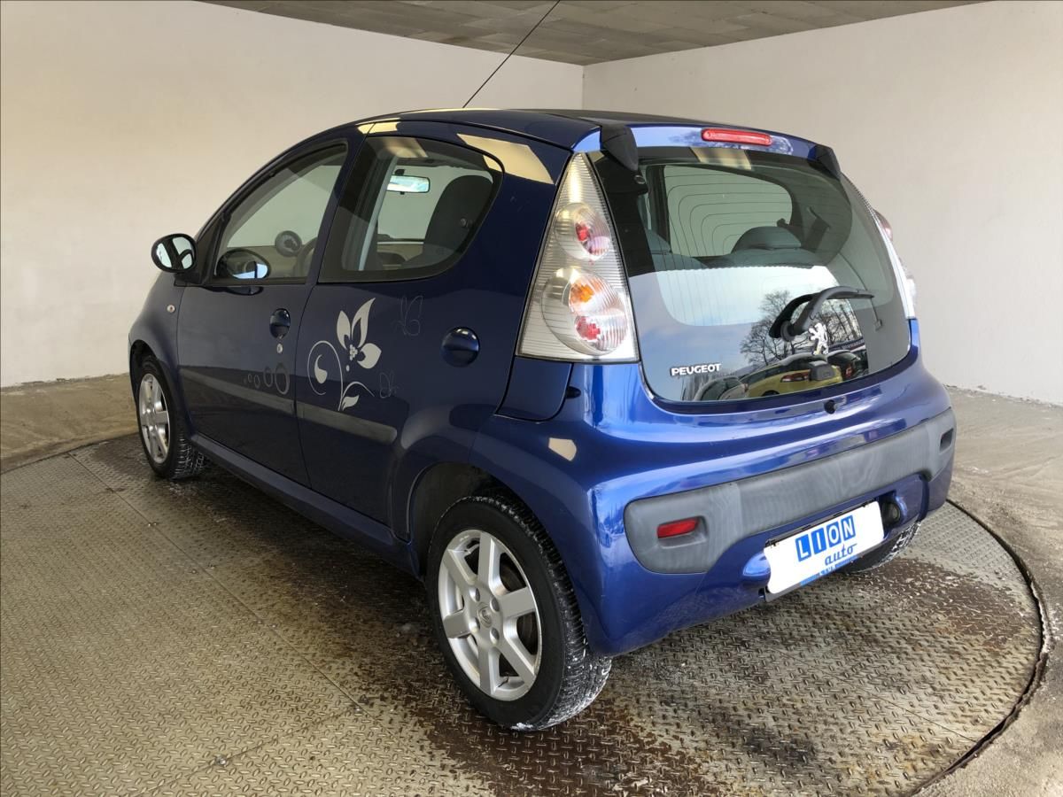 Peugeot 107, 1,0 12V SMILE - fotka 5