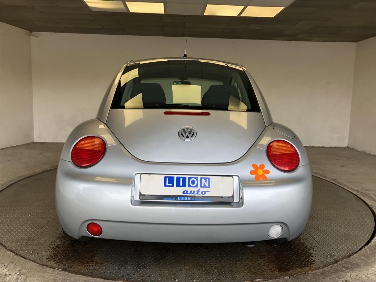 Volkswagen New Beetle, 1,6 MPI - fotka 6