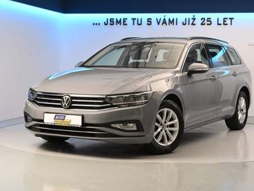 2.0 LED DSG ACC Tažné Kamera T