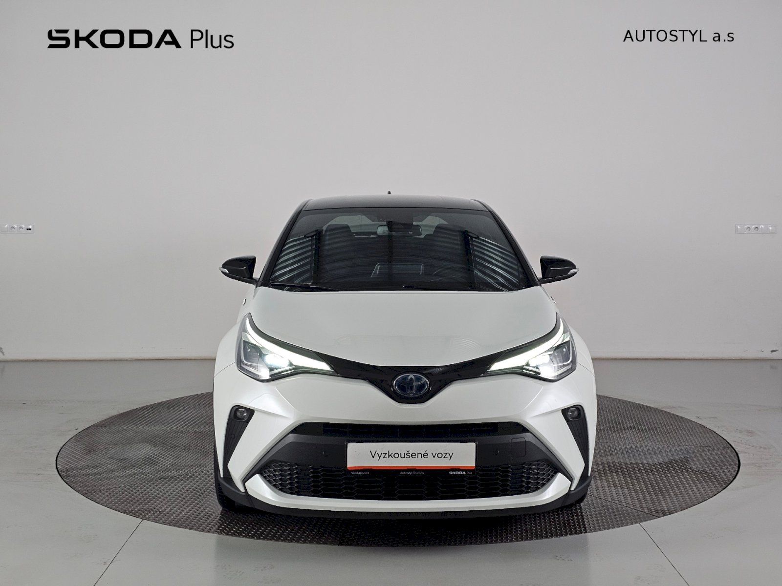 Toyota C-HR, 2.0HEV 184k SELECTION - fotka 4