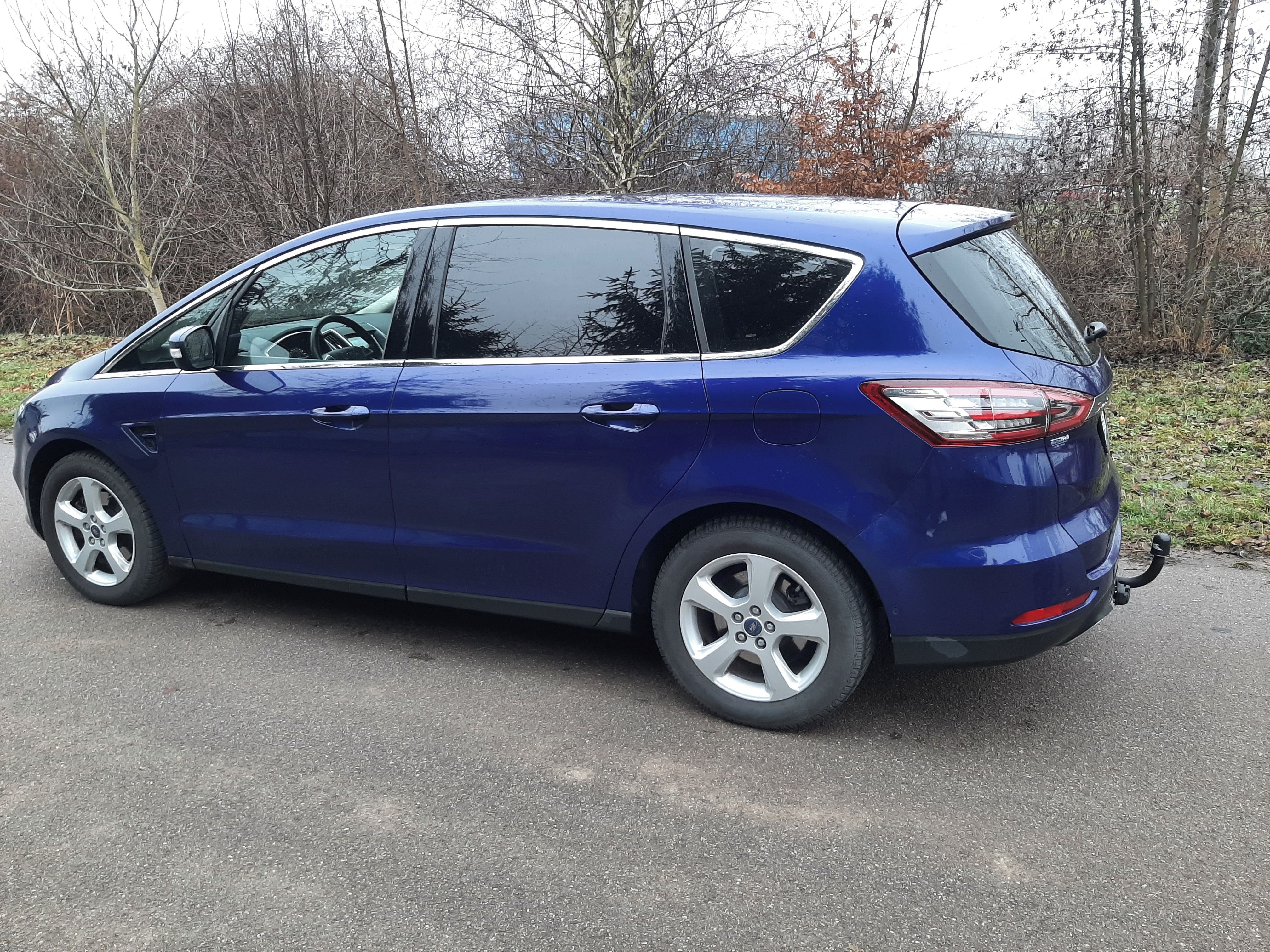 Ford S-MAX, Titanium 2.0tdci 132kw - fotka 6