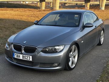 E93 335i 225kW Cabrio Kůže ALU