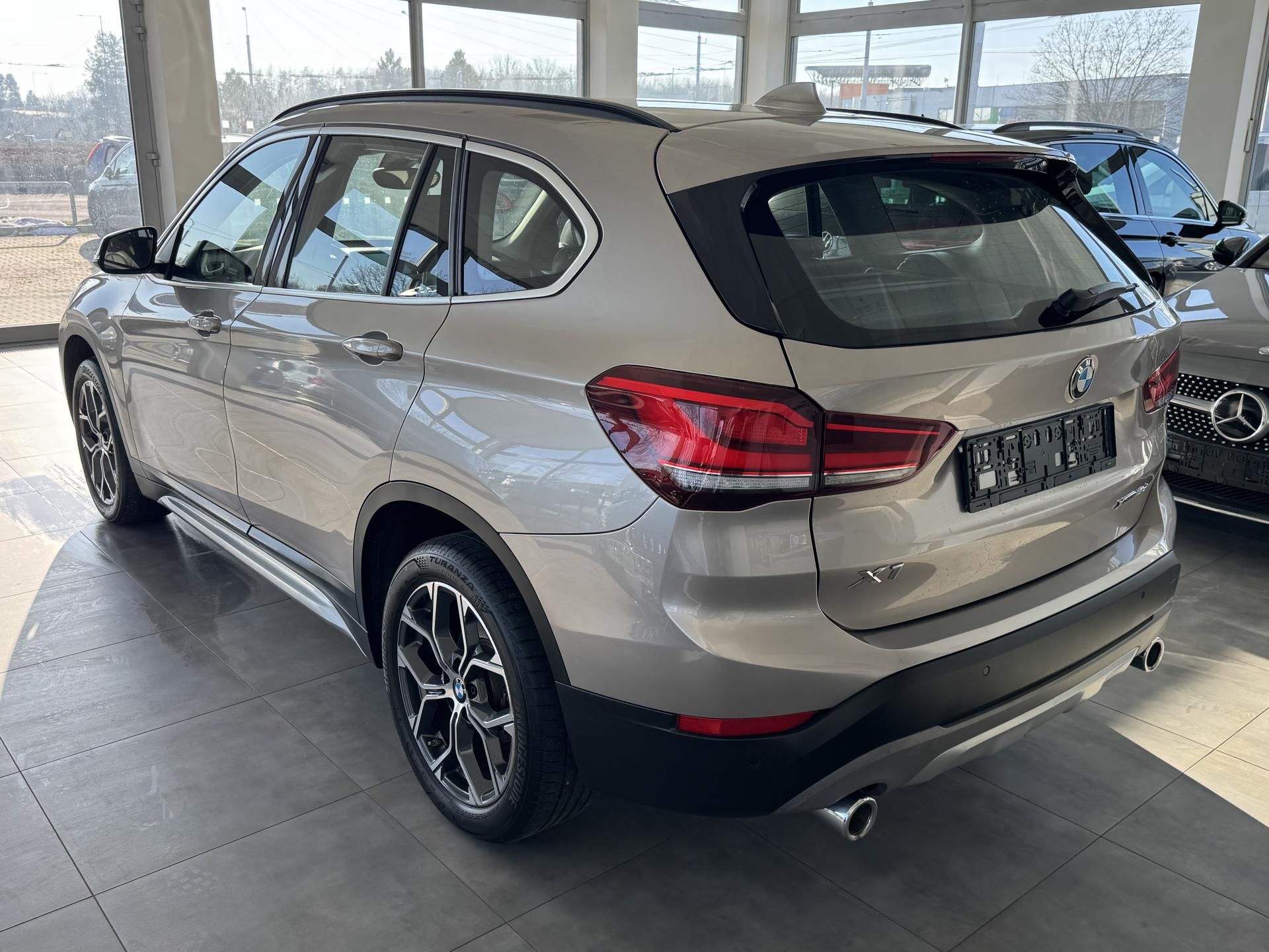 BMW X1, xDrive 18d X-LINE LED NAVI - fotka 5