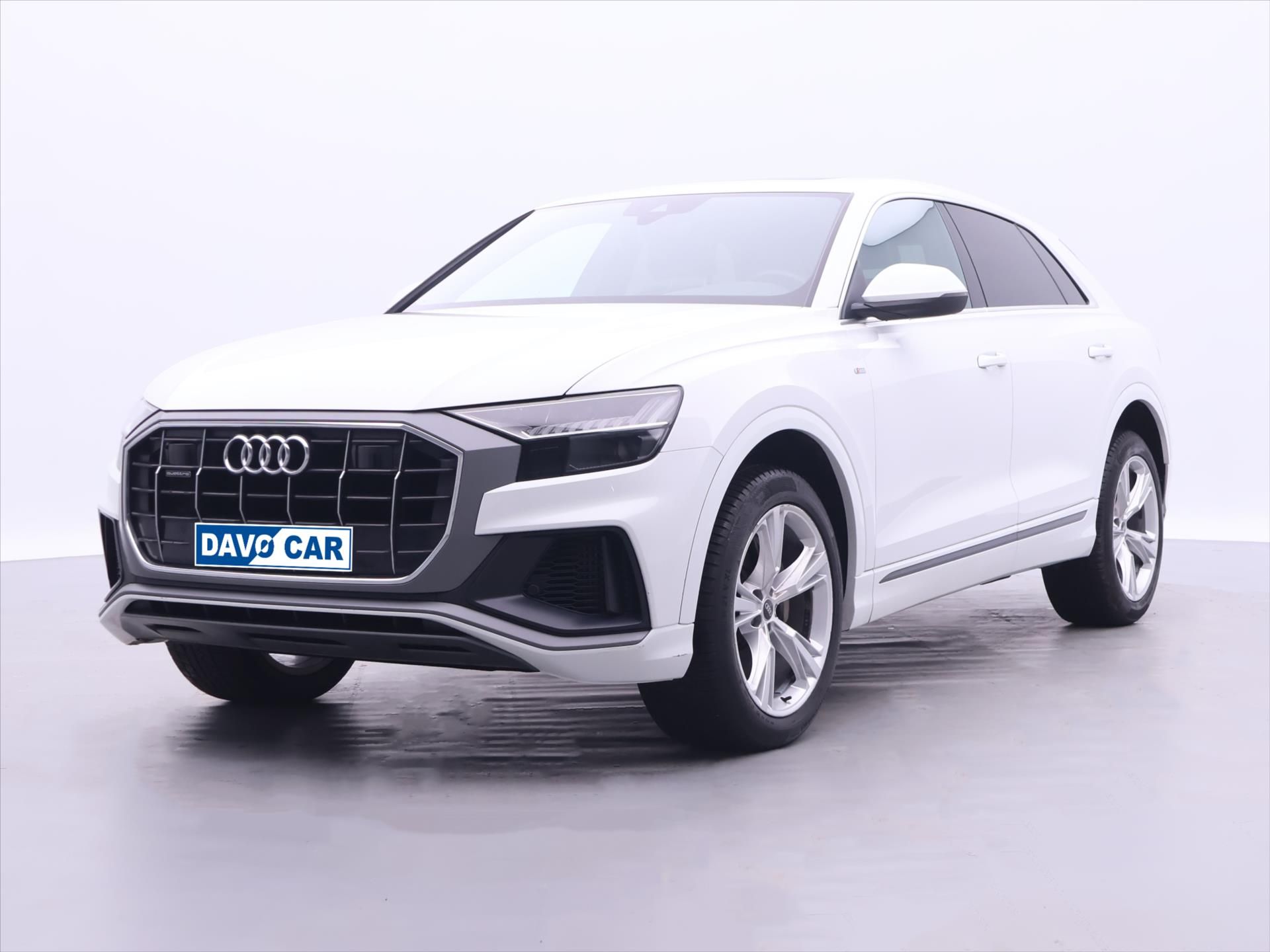 Audi Q8, 3,0 250 kW ,4x4 ,Mild -Hybrid, - fotka 3