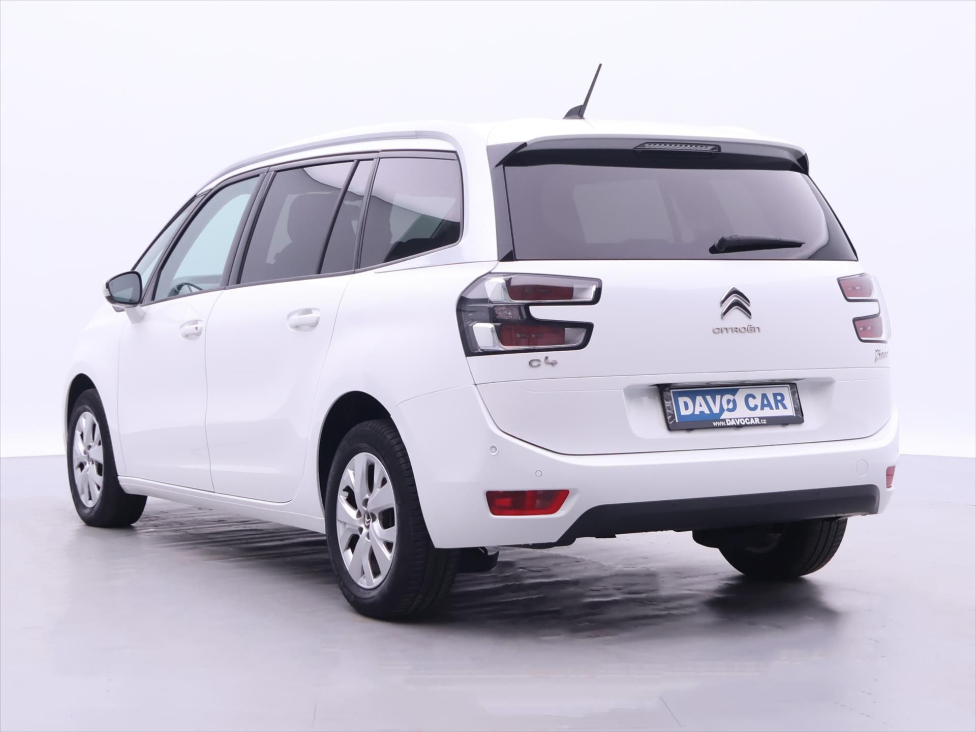 Citroën Grand C4 Picasso, 1,2 PT 96kW Selection 1.Maj - fotka 5