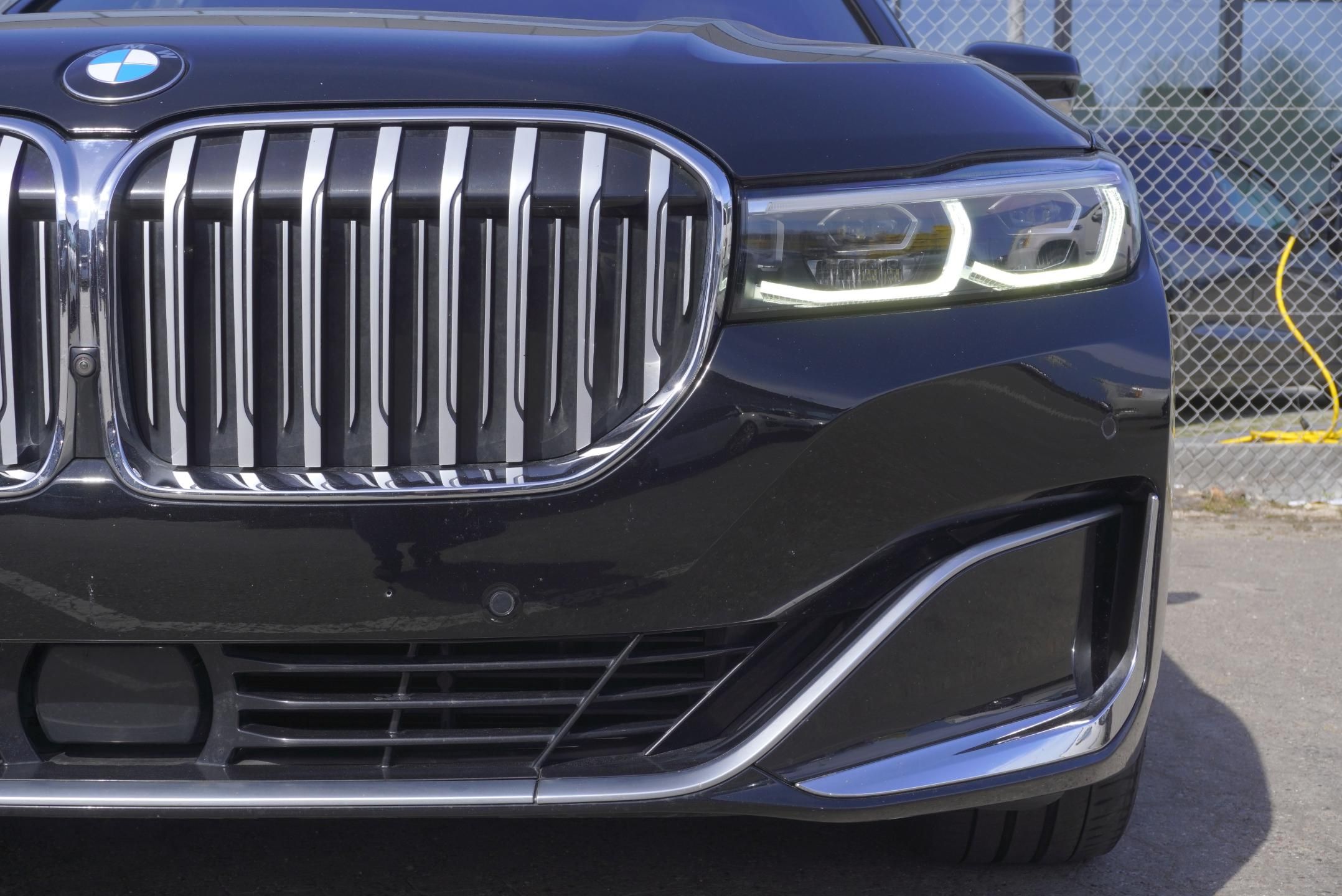 BMW Řada 7, 750I 4,4 XDRIVE STEPTRONIC - fotka 4