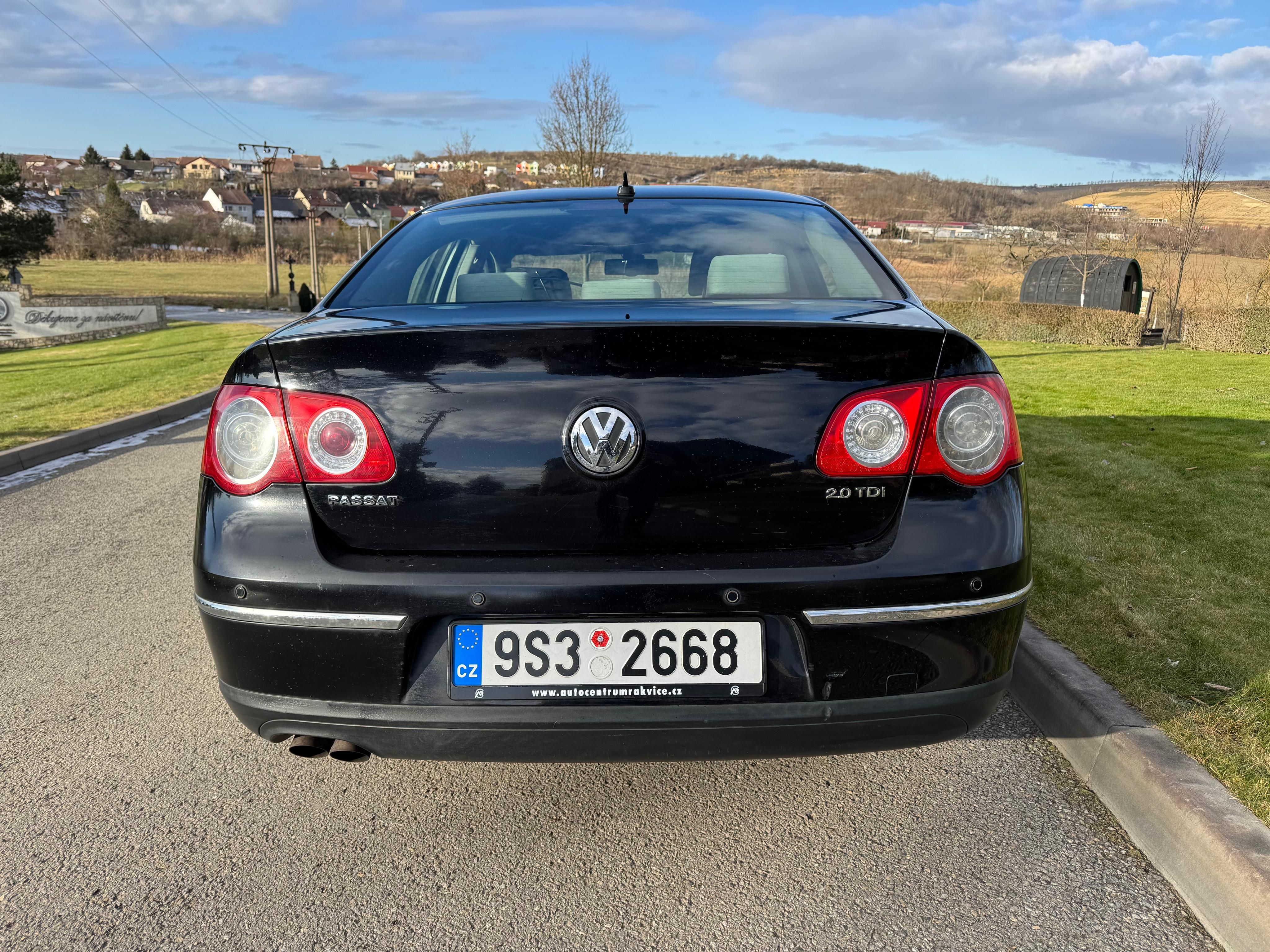 Volkswagen Passat, 2.0 TDi 103KW DSG NAV - fotka 6
