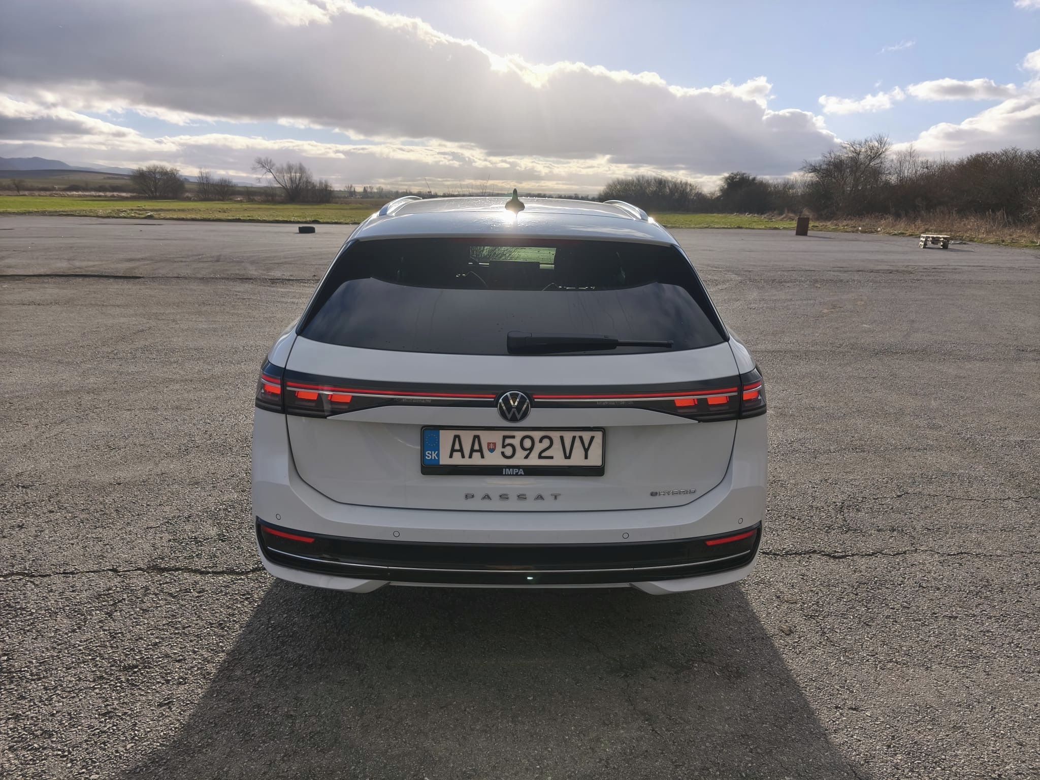 Volkswagen Passat, Variant Elegance eHybrid 2025 - fotka 6
