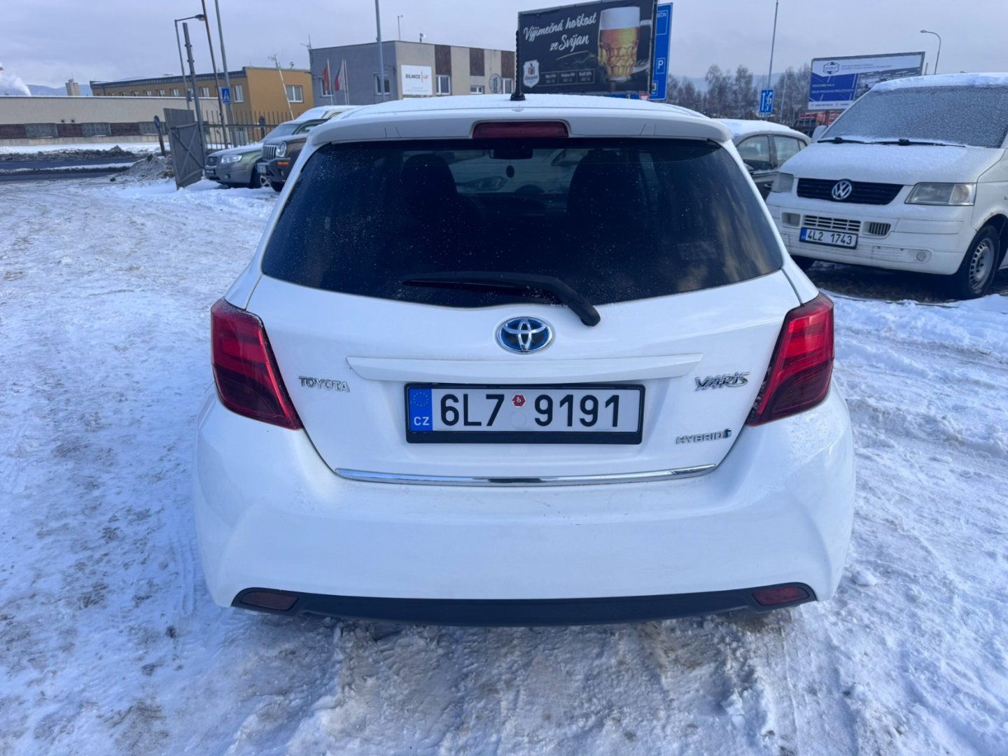 Toyota Yaris, HYBRID 1,5 54 KW STK AUTOMAT - fotka 4