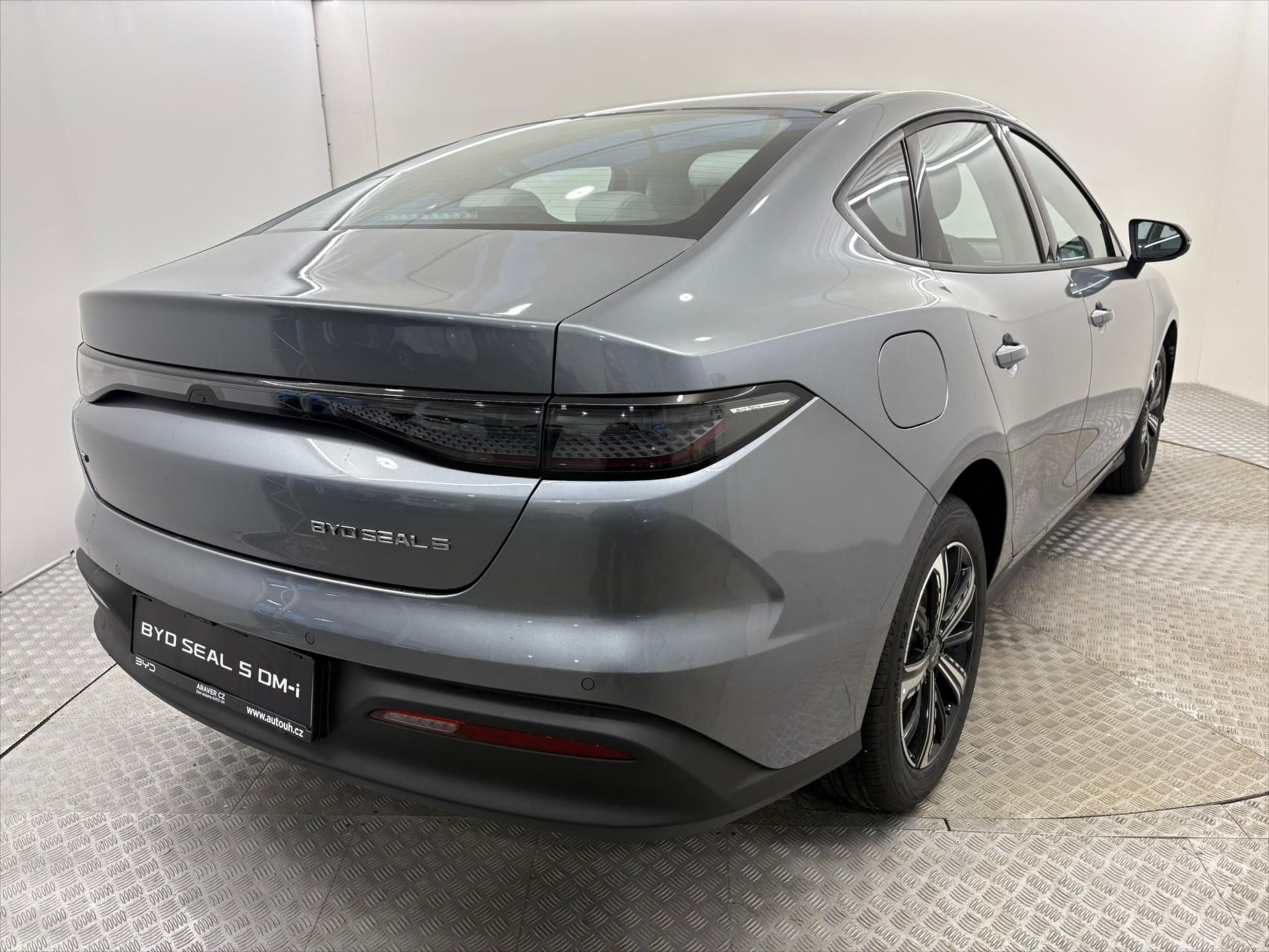 BYD Seal 5 DM-i, 156 Kw Comfort - fotka 2