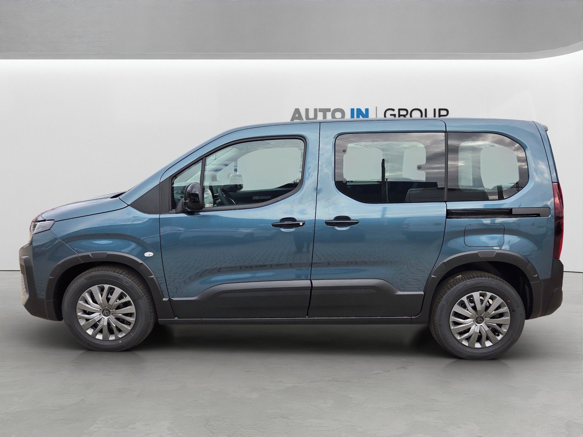Peugeot Rifter, RIFTER ALLURE PureTech 110 S&S - fotka 3