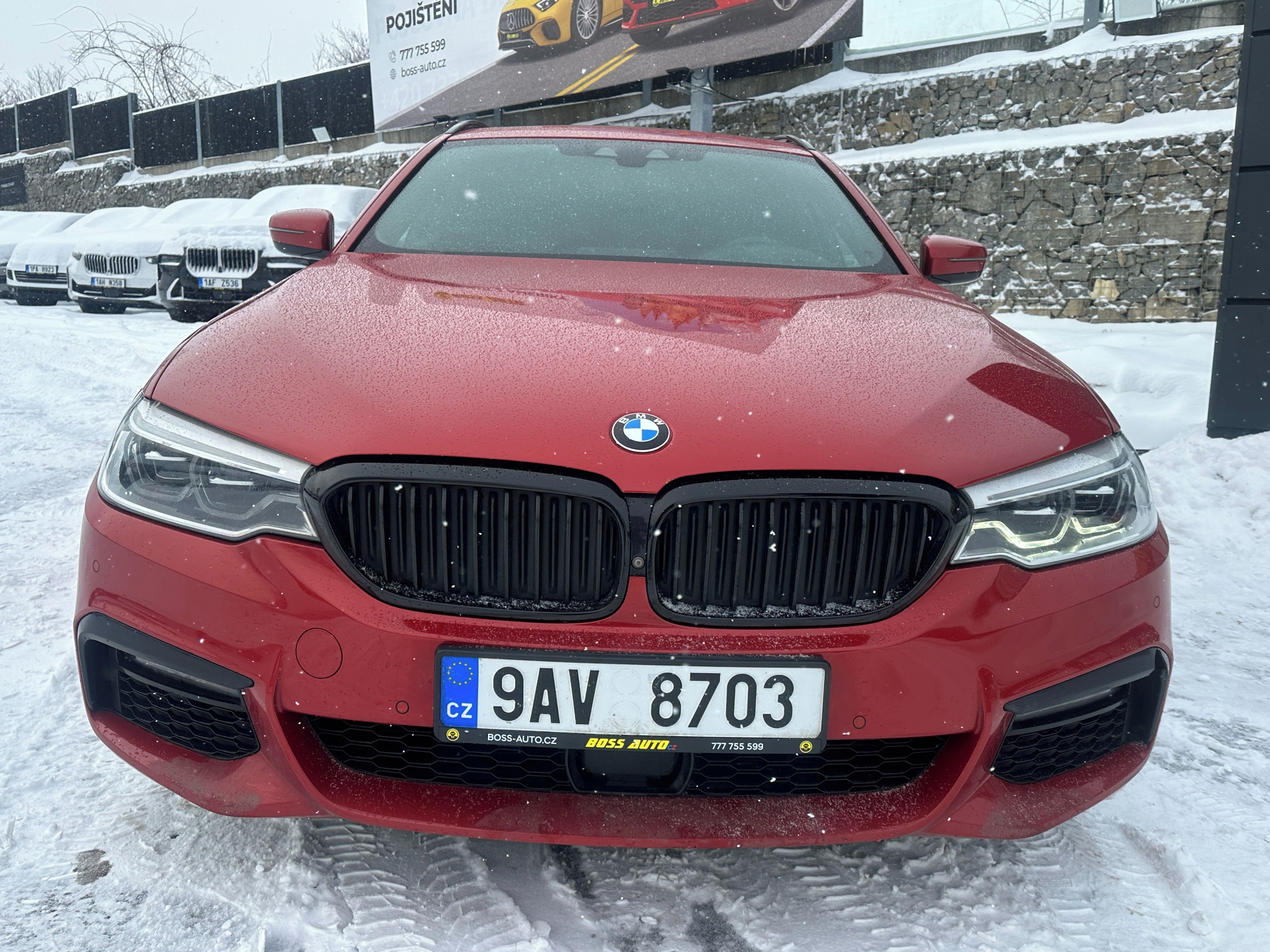 BMW Řada 5, BMW 530D 2019 - fotka 2