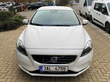 Volvo V40 T3 R-Design facelift