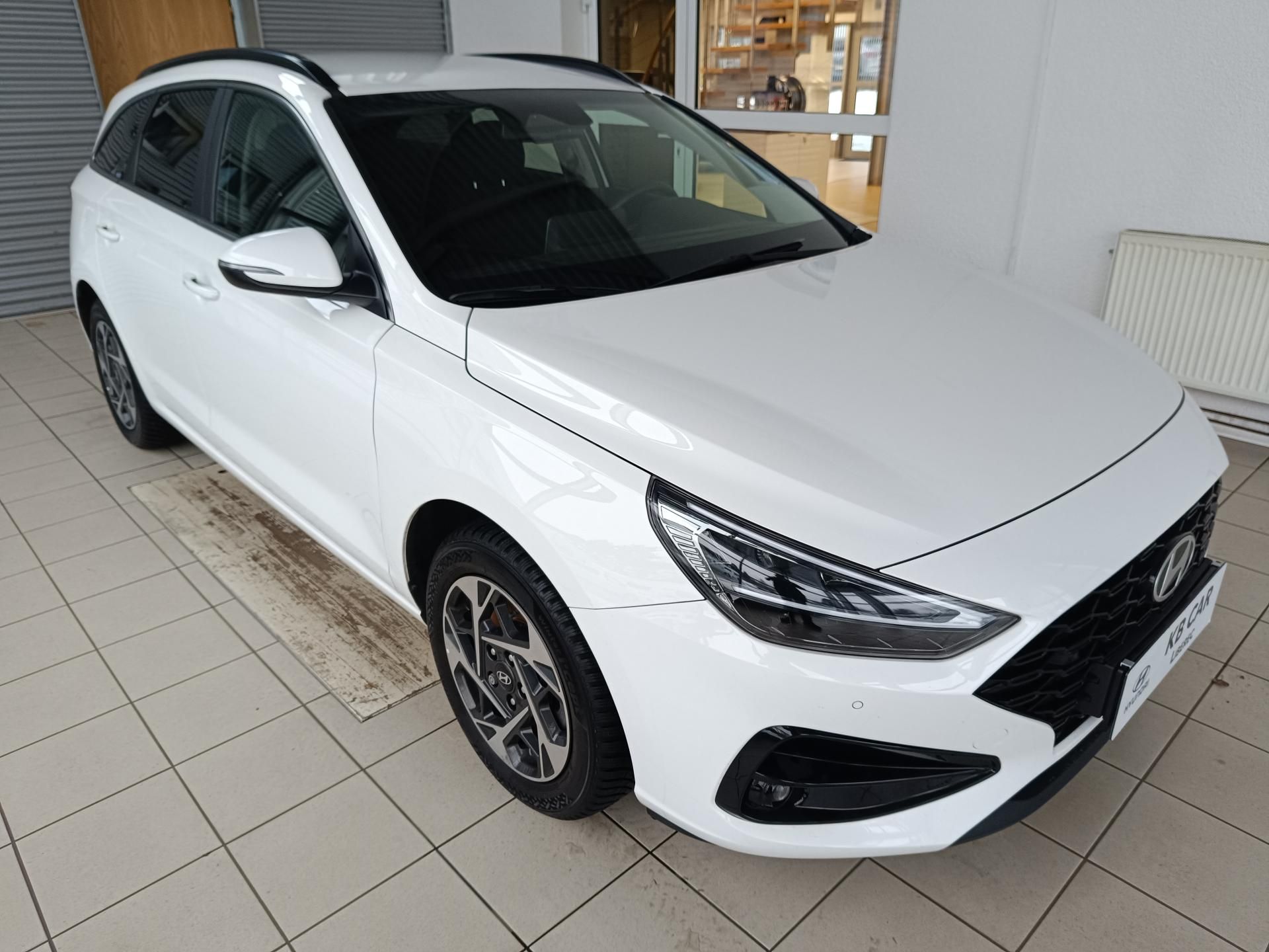 Hyundai i30, 1.5 DPI 71kW STYLE MT - fotka 5
