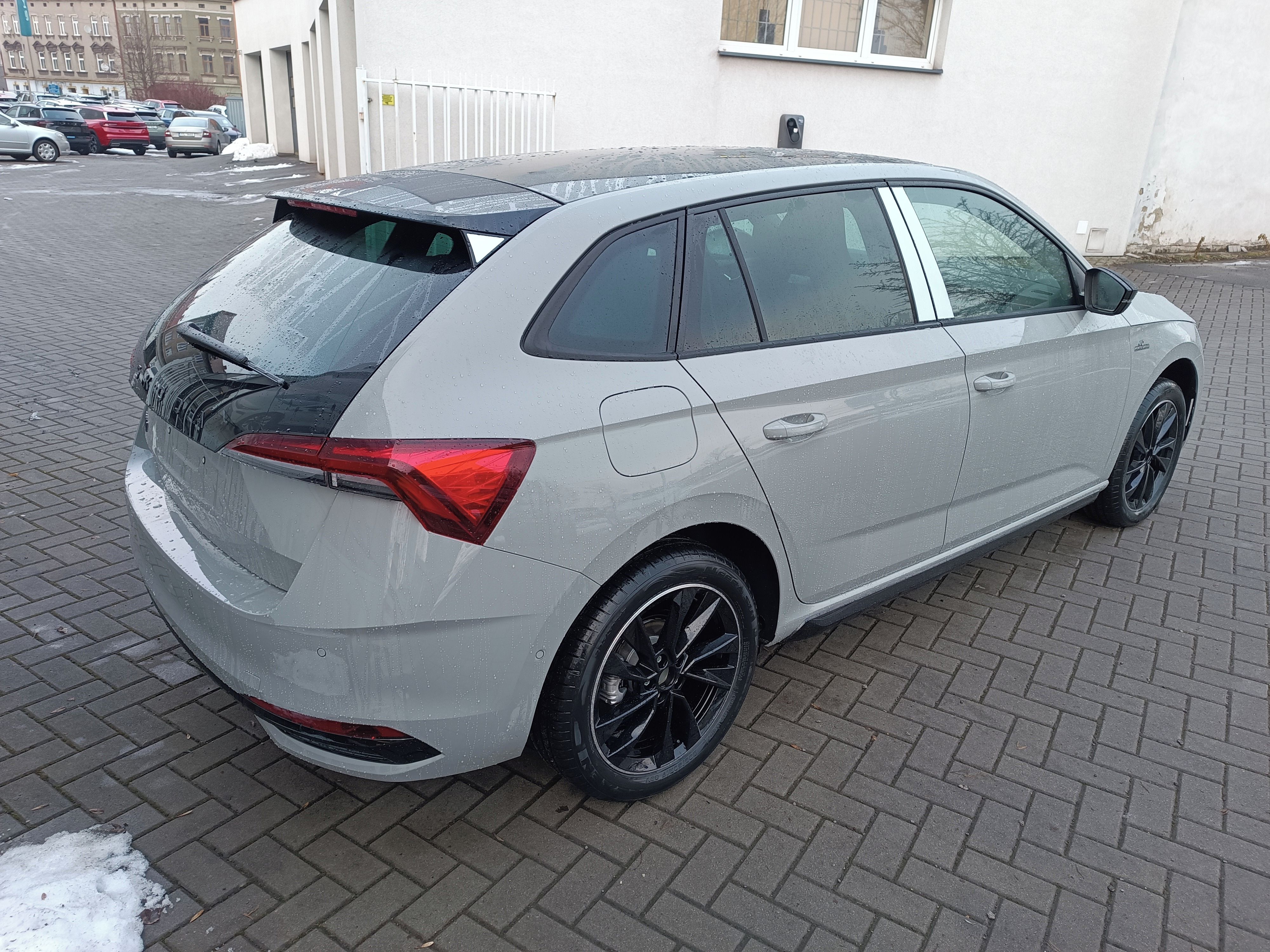 Škoda Scala, MONTE CARLO 1,5TSI 110kw 6man - fotka 4
