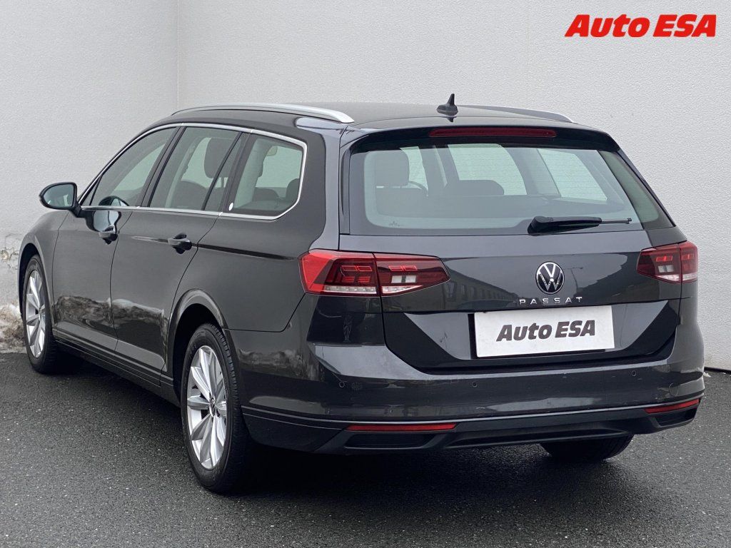Volkswagen Passat, 2.0 TDi,DSG,LED,navi - fotka 6