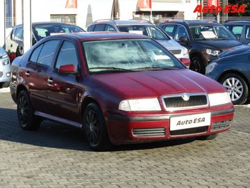 1.6 i,AC,výhřev sed