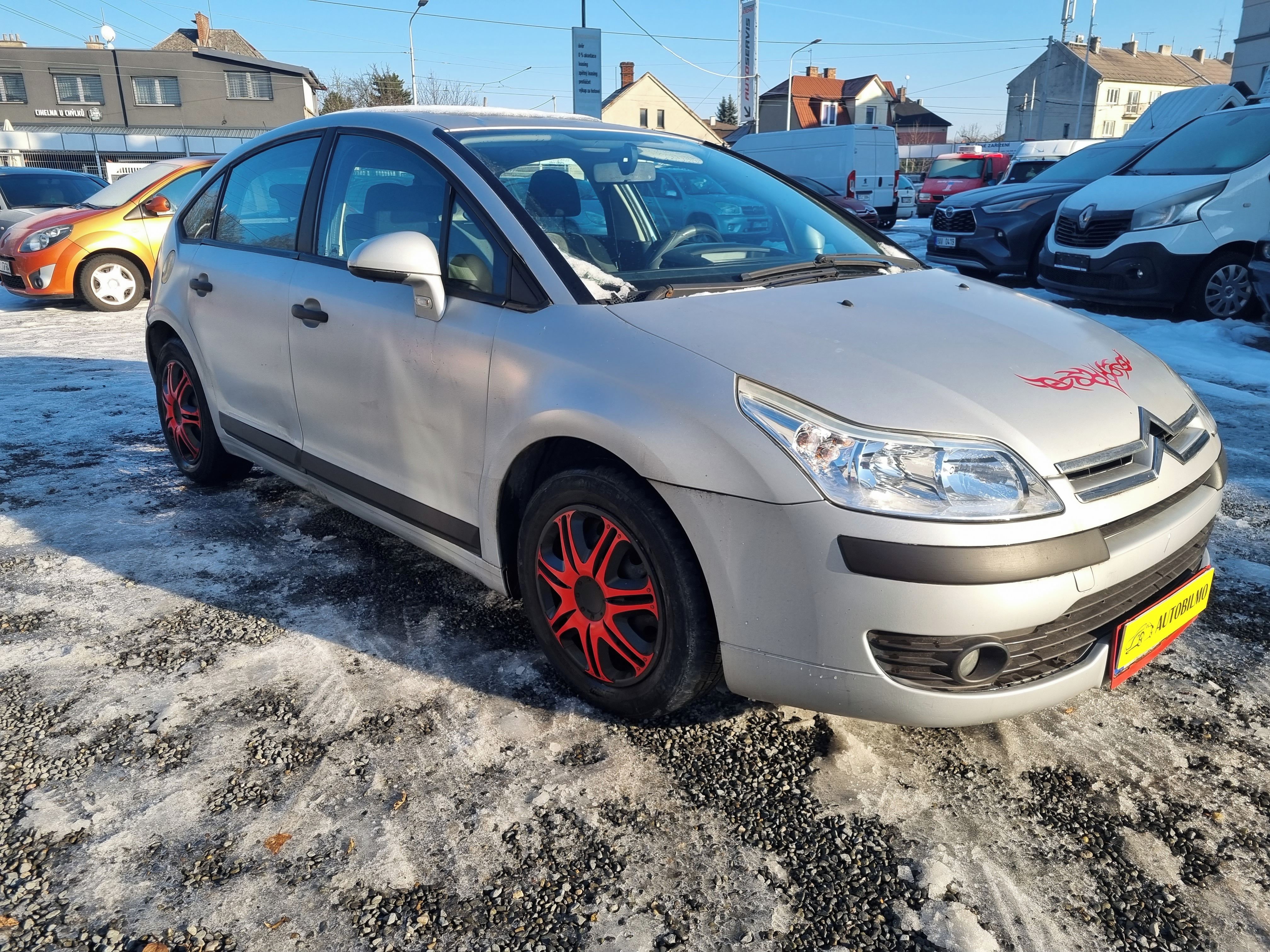 Citroën C4, 1.4 65KW Klima Tažné - fotka 2