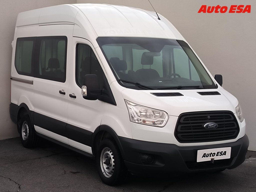 Ford Transit, 2.2TDCi L2H3 9míst,AC