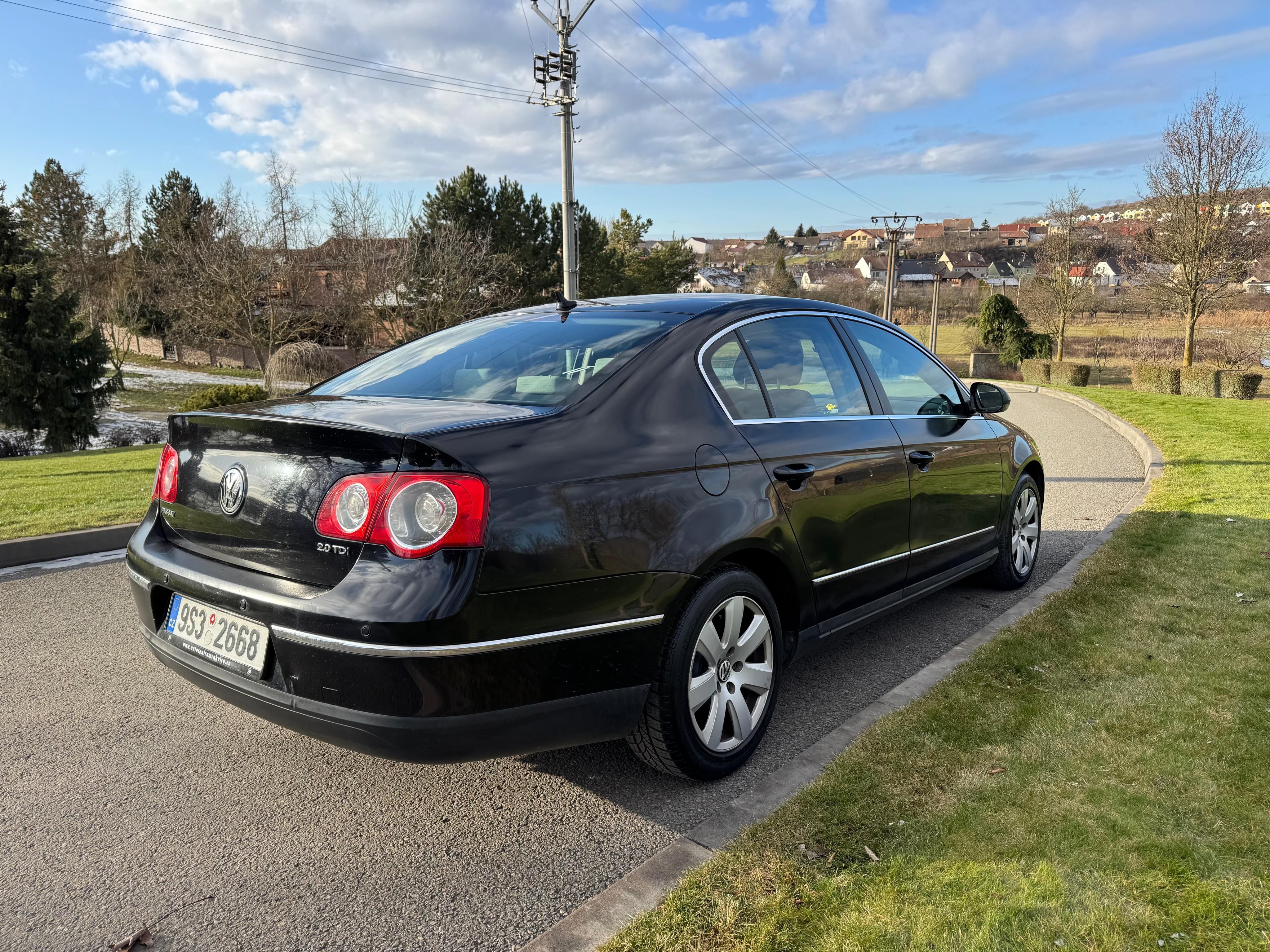 Volkswagen Passat, 2.0 TDi 103KW DSG NAV - fotka 4