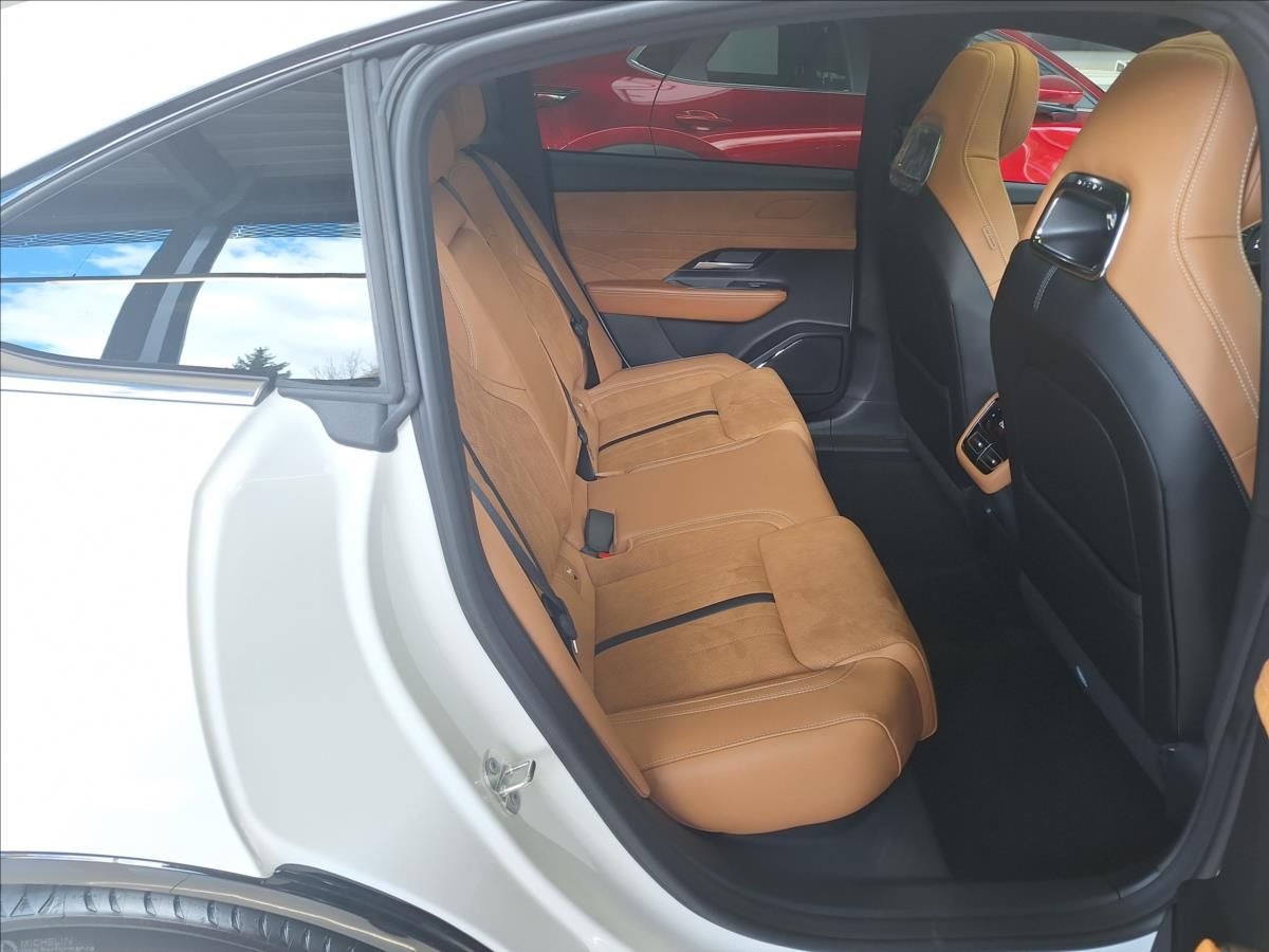 Mazda 6e, EV 258ps 1AT RWD Takumi Plus - fotka 6