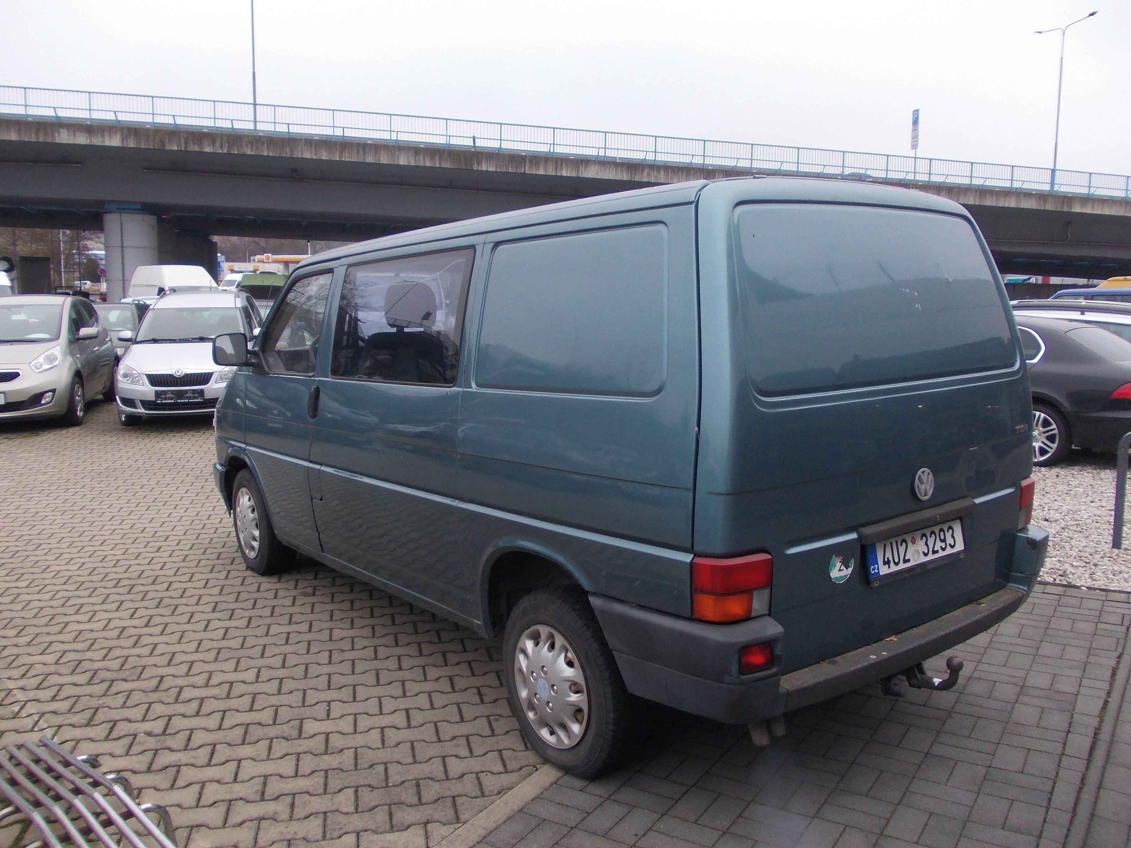 Volkswagen Transporter, T4 2.4D TAŽNÉ ZAŘÍZENÍ - fotka 4