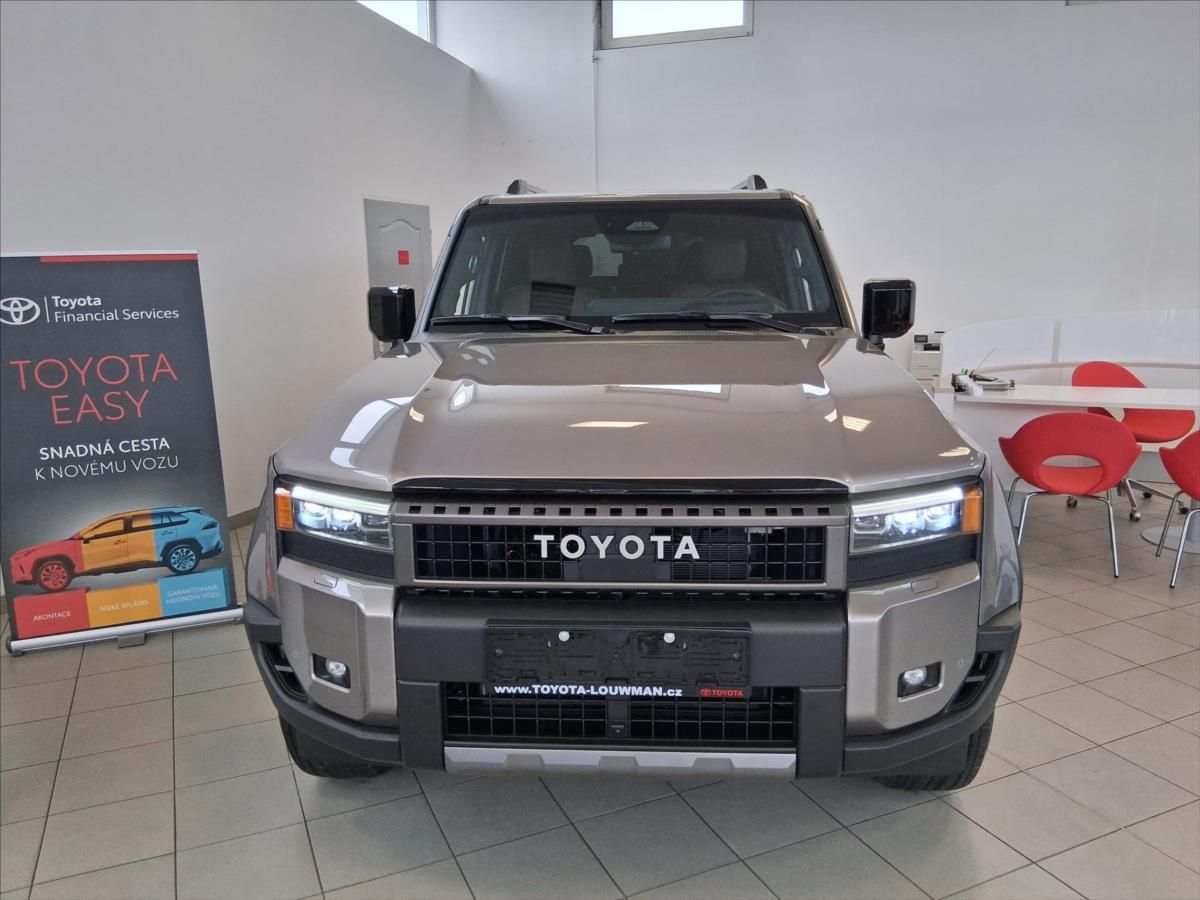 Toyota Land Cruiser, 2,8 48V MHEV 8 st. automat 4x4 - fotka 4