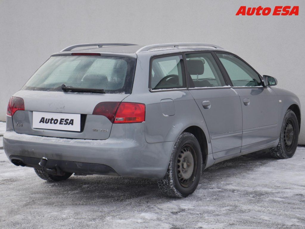 Audi A4, 1.9 TDi,AAC,TZ - fotka 4