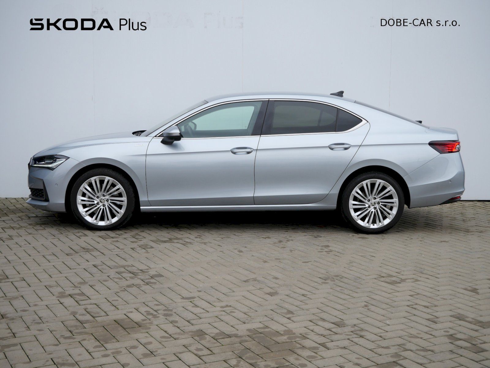 Škoda Superb, L&K DSG 4x4 2.0TDI 142kW - fotka 3