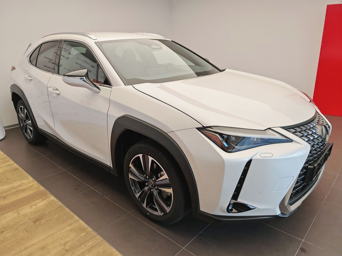 Lexus UX 300h, Business TECH - fotka 3
