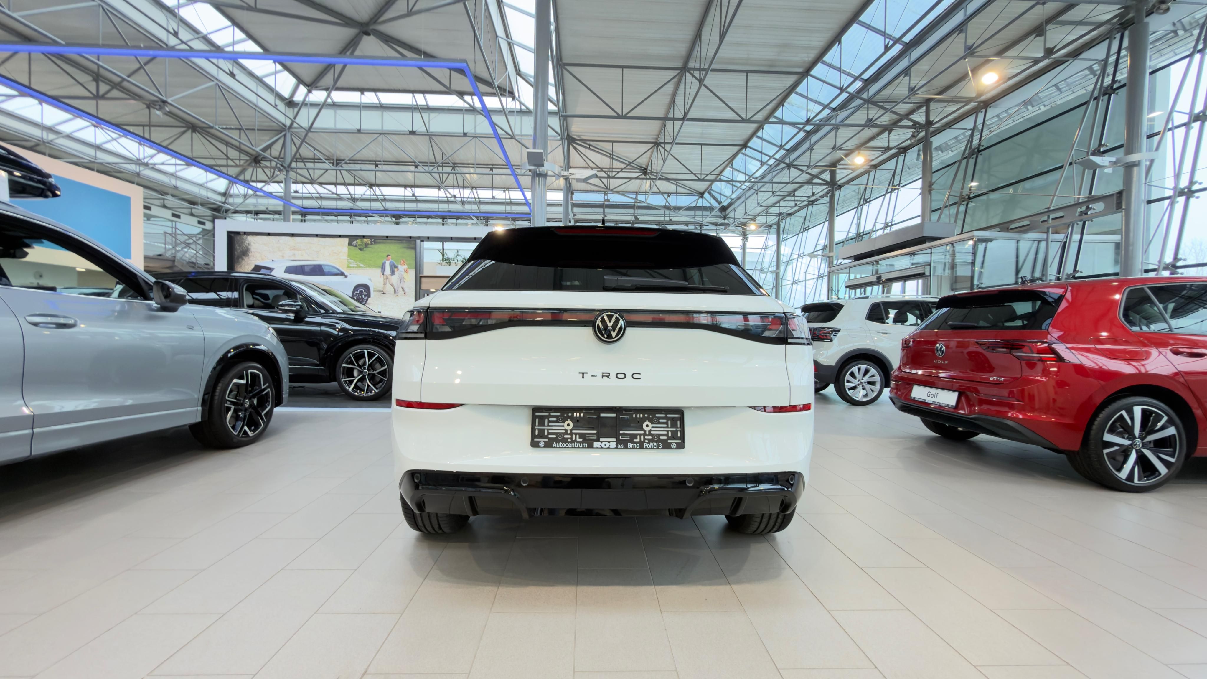 Volkswagen T-Roc, R-Line 1.5 eTSI 110kW - fotka 4