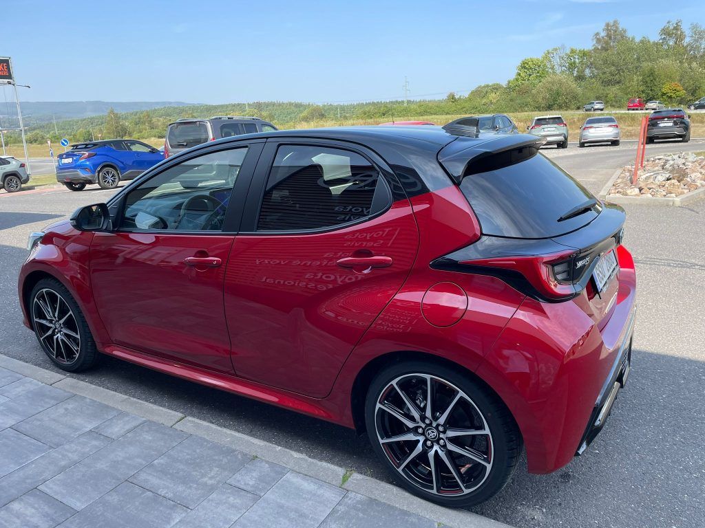 Toyota Yaris, 1.5 HEV 130 GR SPORT - fotka 6