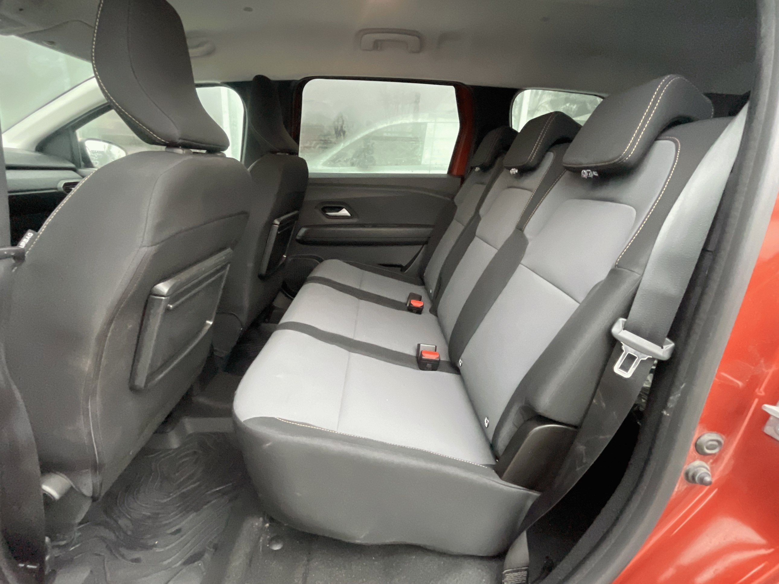 Dacia Jogger, TCe 100 LPG Extreme 5 míst - fotka 6