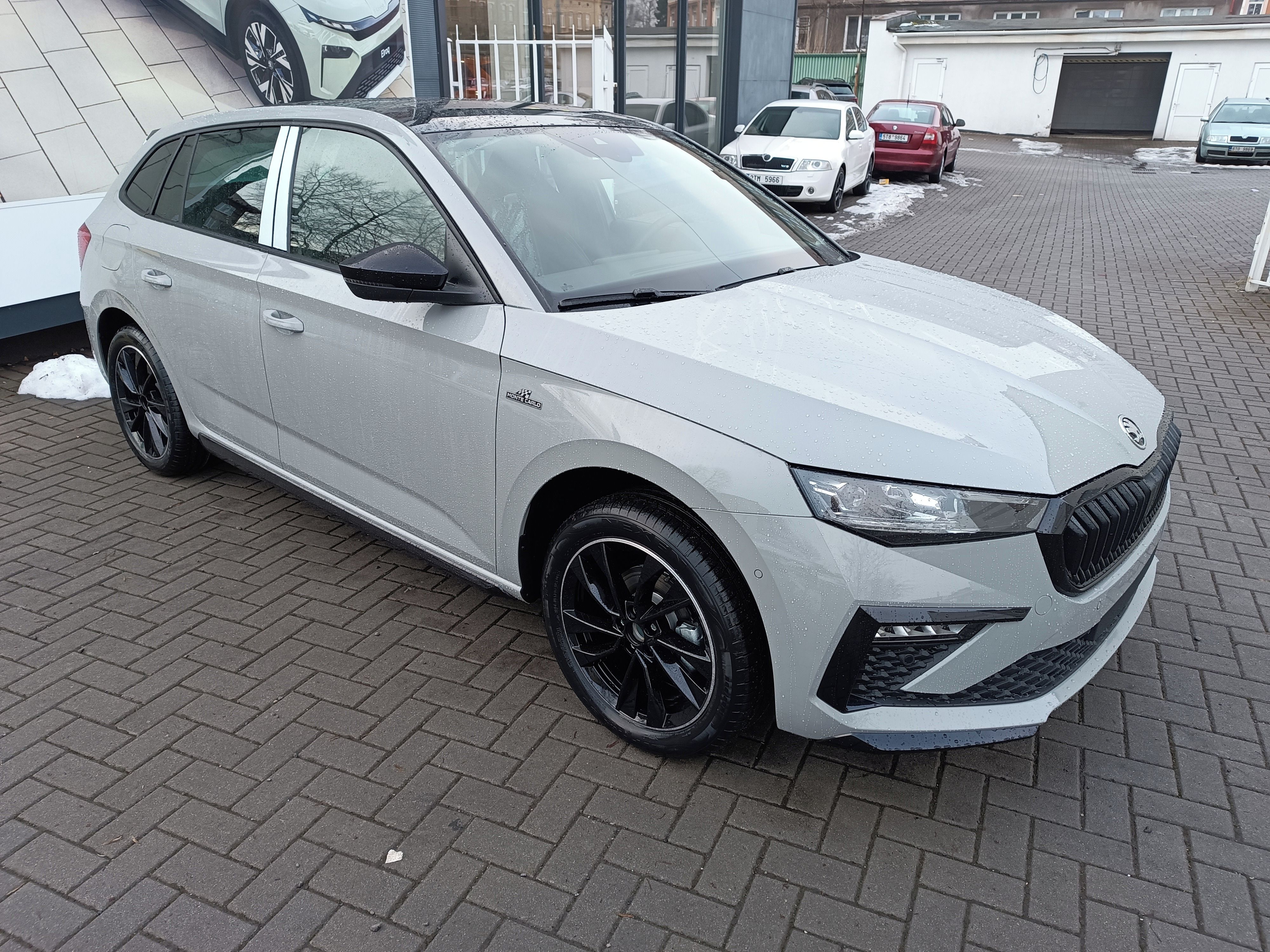 Škoda Scala, MONTE CARLO 1,5TSI 110kw 6man - fotka 2
