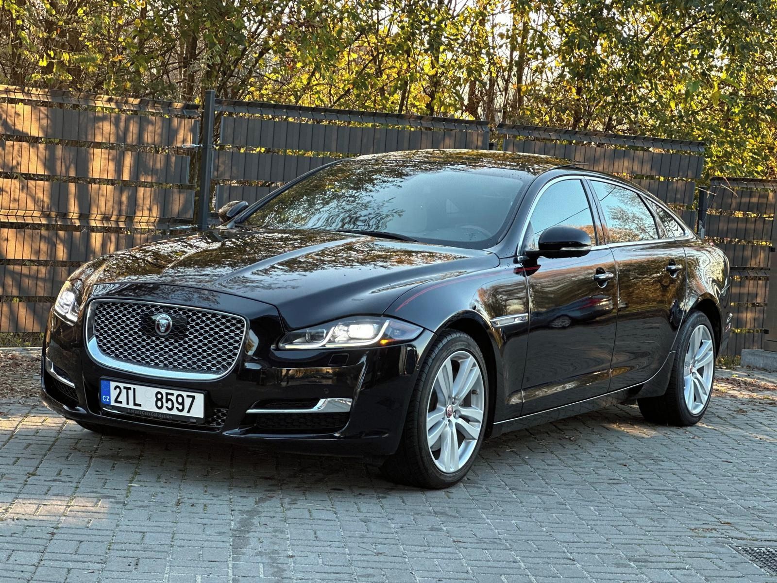 Jaguar XJ, LONG PORTFOLIO 4X4/3.0 340HP