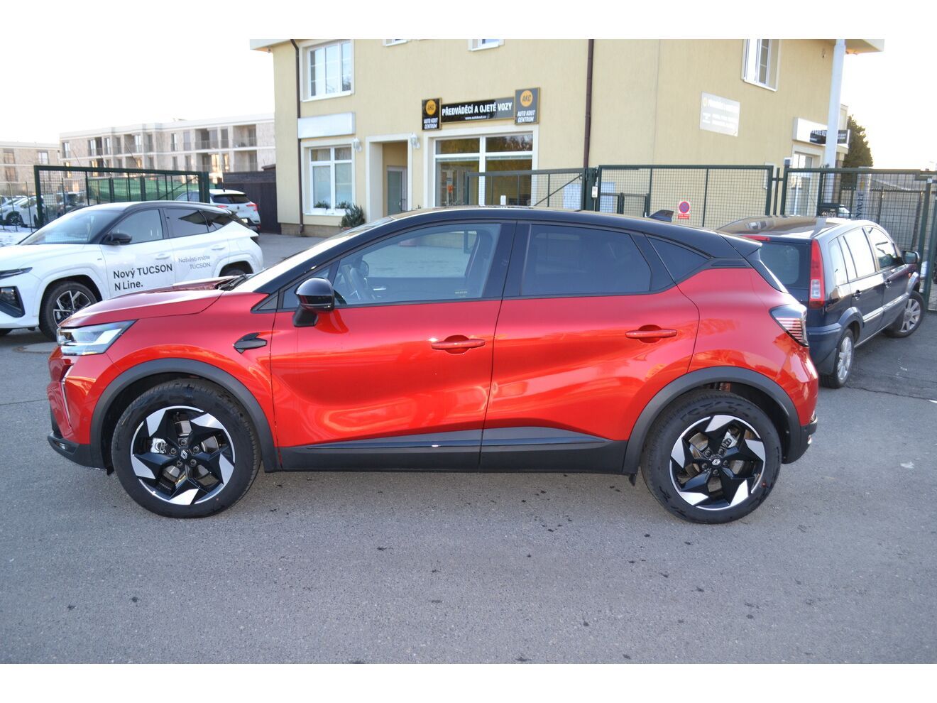 Renault Captur, techno E-Tech full hybrid 145 - fotka 2