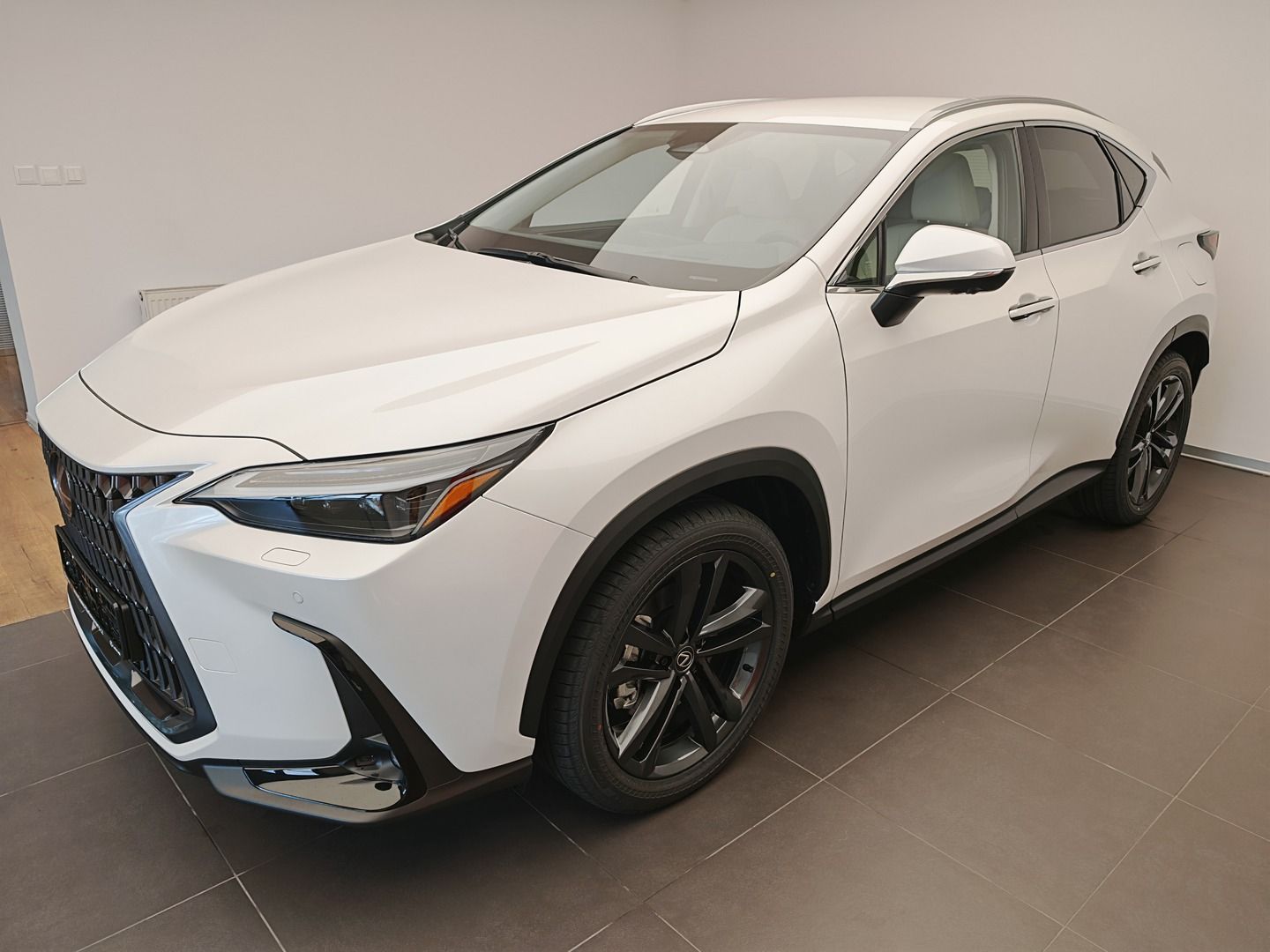 Lexus NX 450h+, 450h+ PRESTIGE