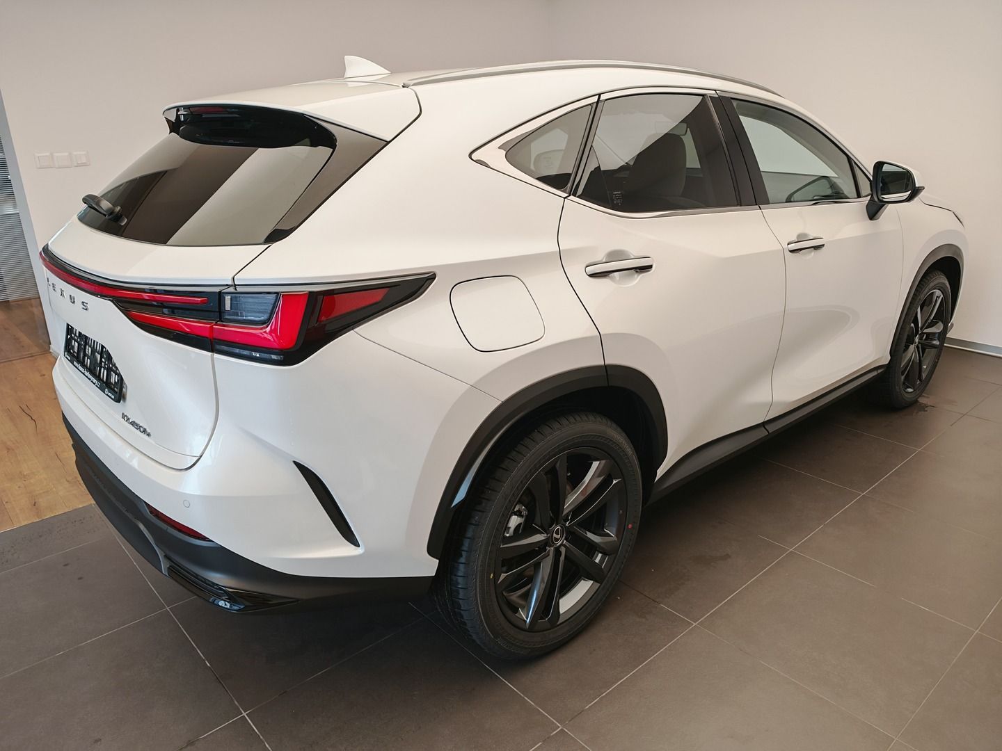 Lexus NX 450h+, 450h+ PRESTIGE - fotka 4
