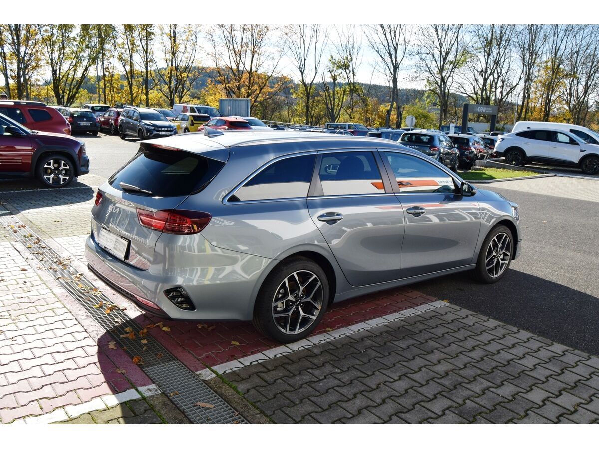 Kia Cee´d, SW 1,5 T-GDi 7DCT TOP - fotka 3