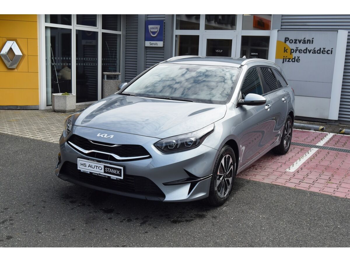 Kia Cee´d, SW 1,5 T-GDi 7DCT TOP - fotka 2