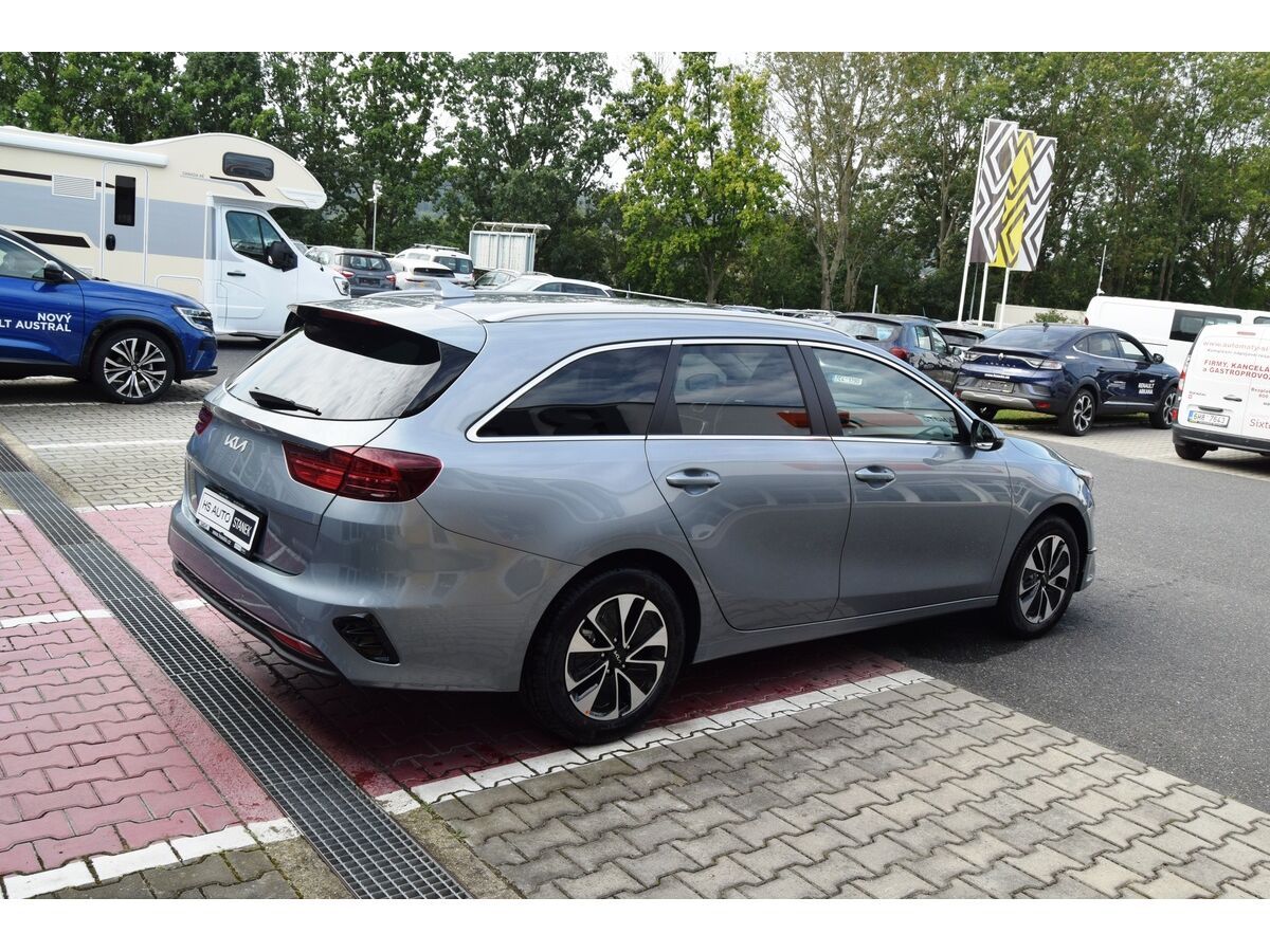 Kia Cee´d, SW 1,5 T-GDi 7DCT TOP - fotka 3