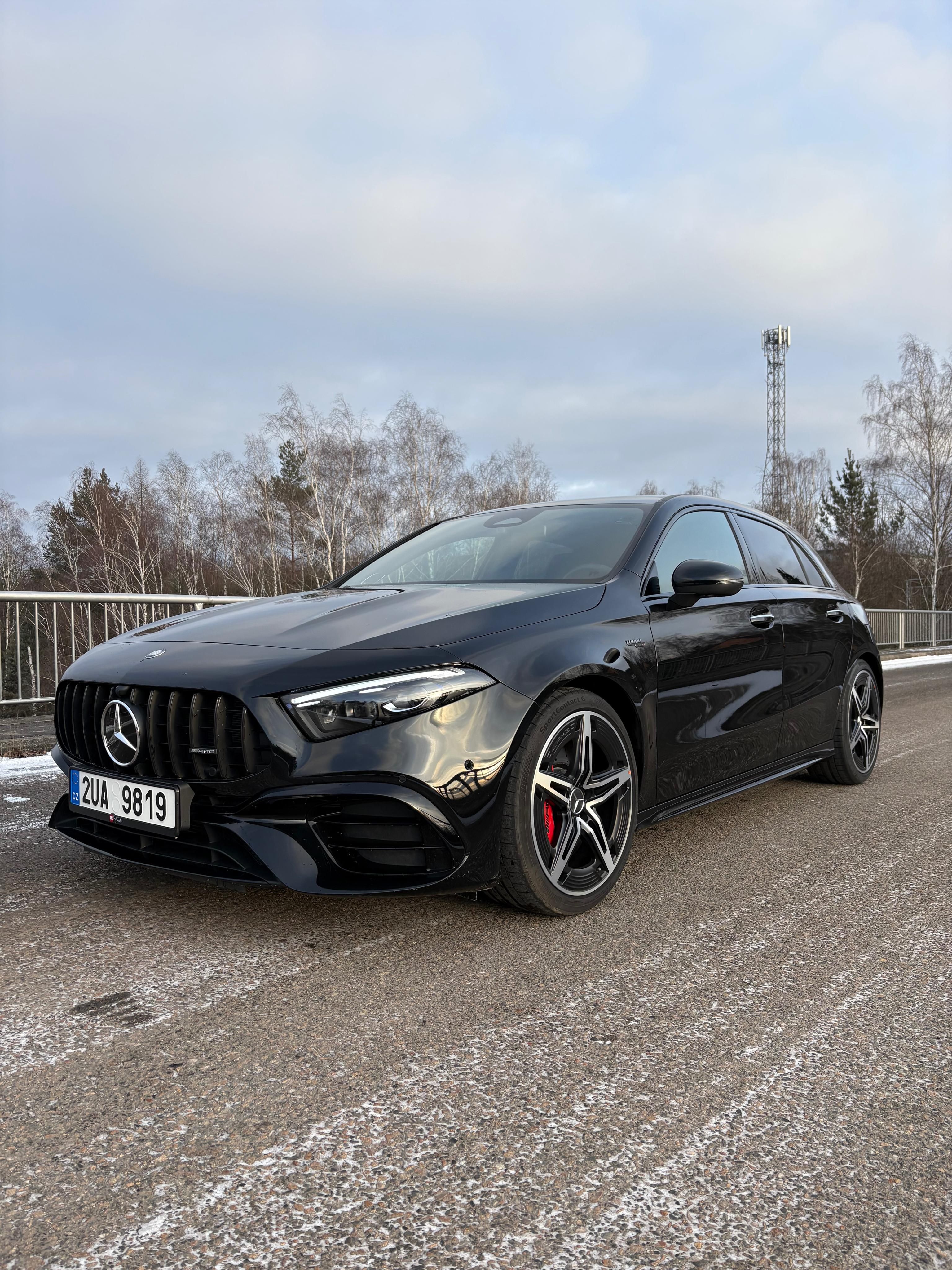 Mercedes-Benz Třídy A, Mercedes Benz A 45 S 4Matic+ - fotka 2