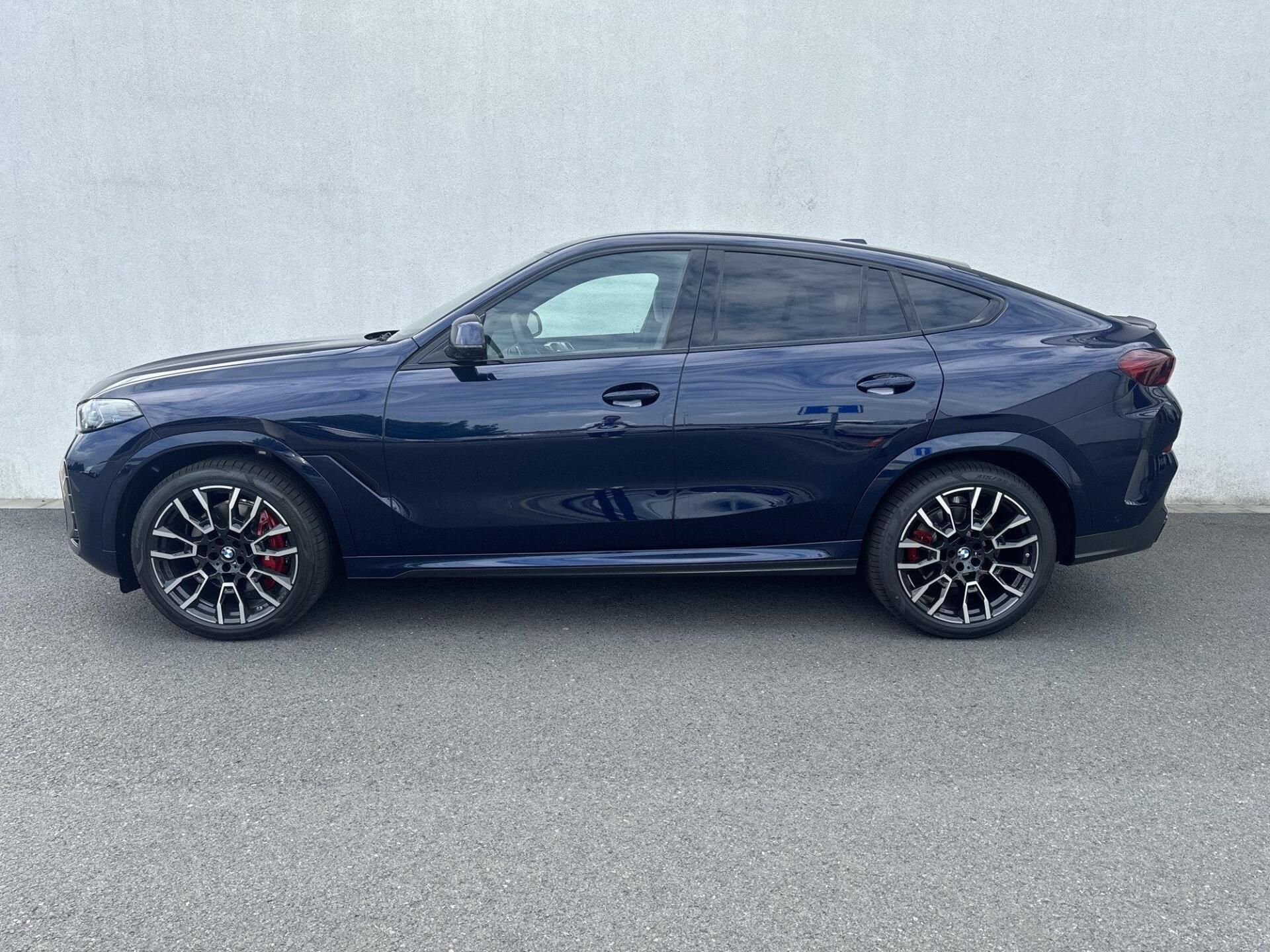 BMW X6, X6 xDrive30d - fotka 4