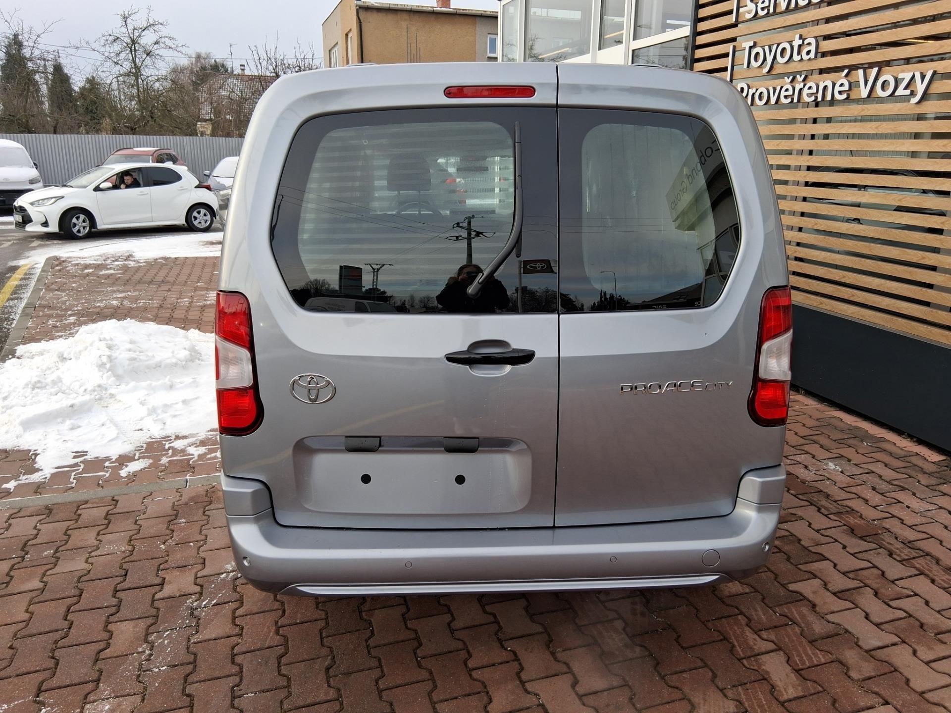 Toyota Proace City Verso, 1,5D 8AT 130K BUSINESS - fotka 5